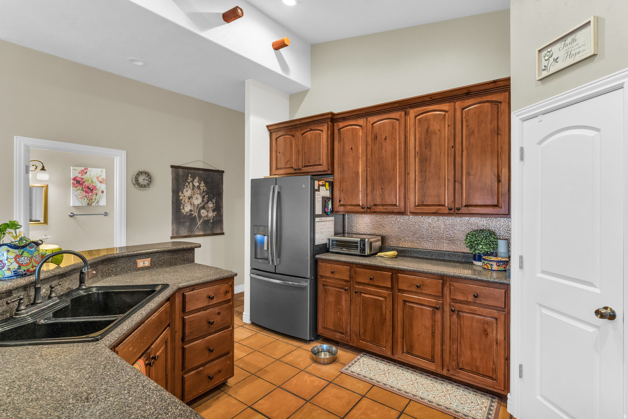 THE BENCHES AT SOUTH - Residential