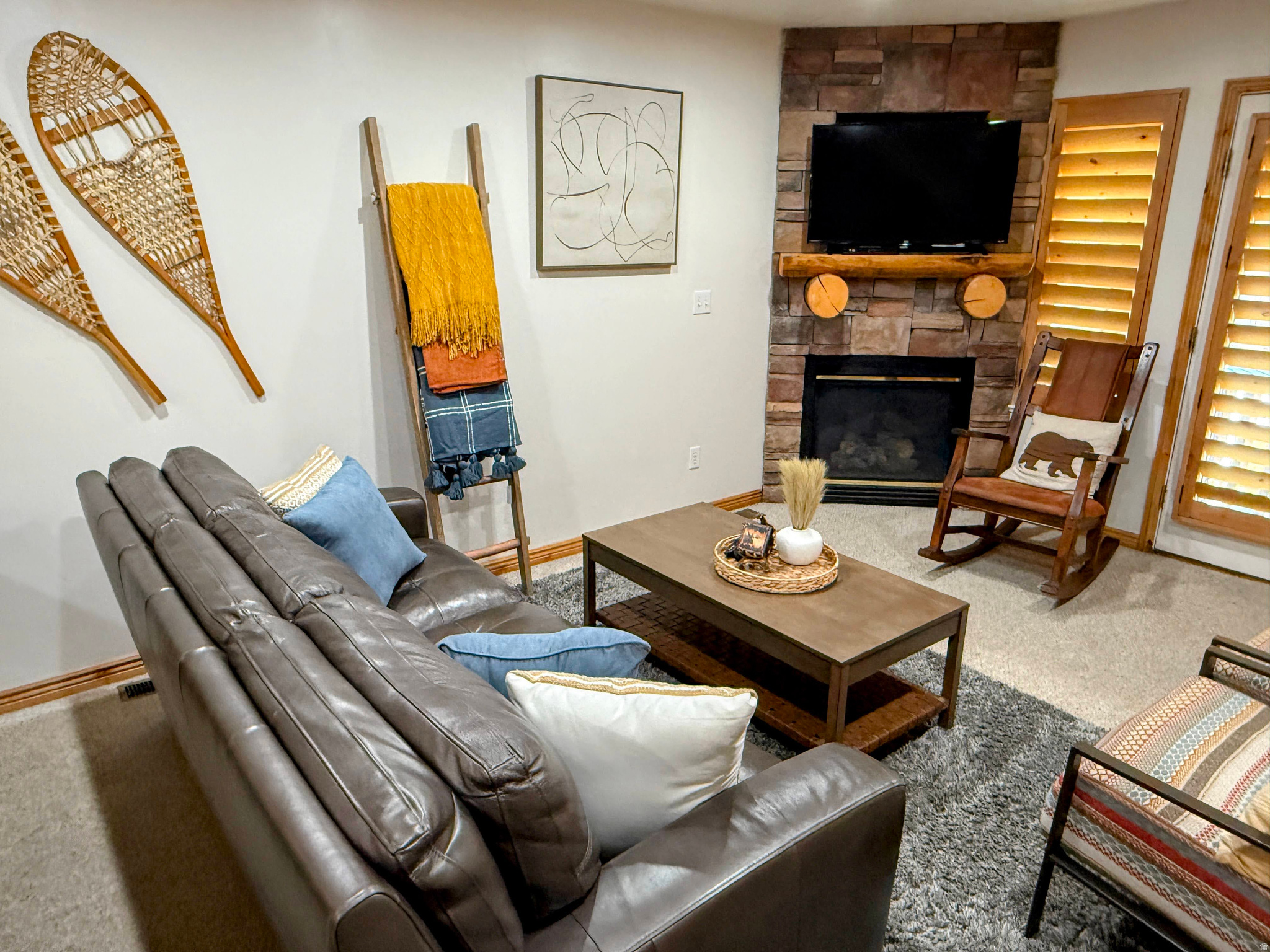 MOOSE HOLLOW - Residential