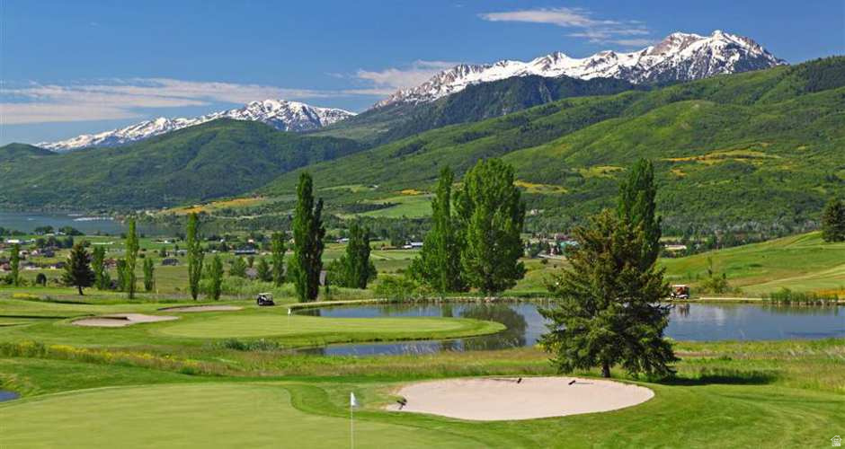 MOOSE HOLLOW - Residential