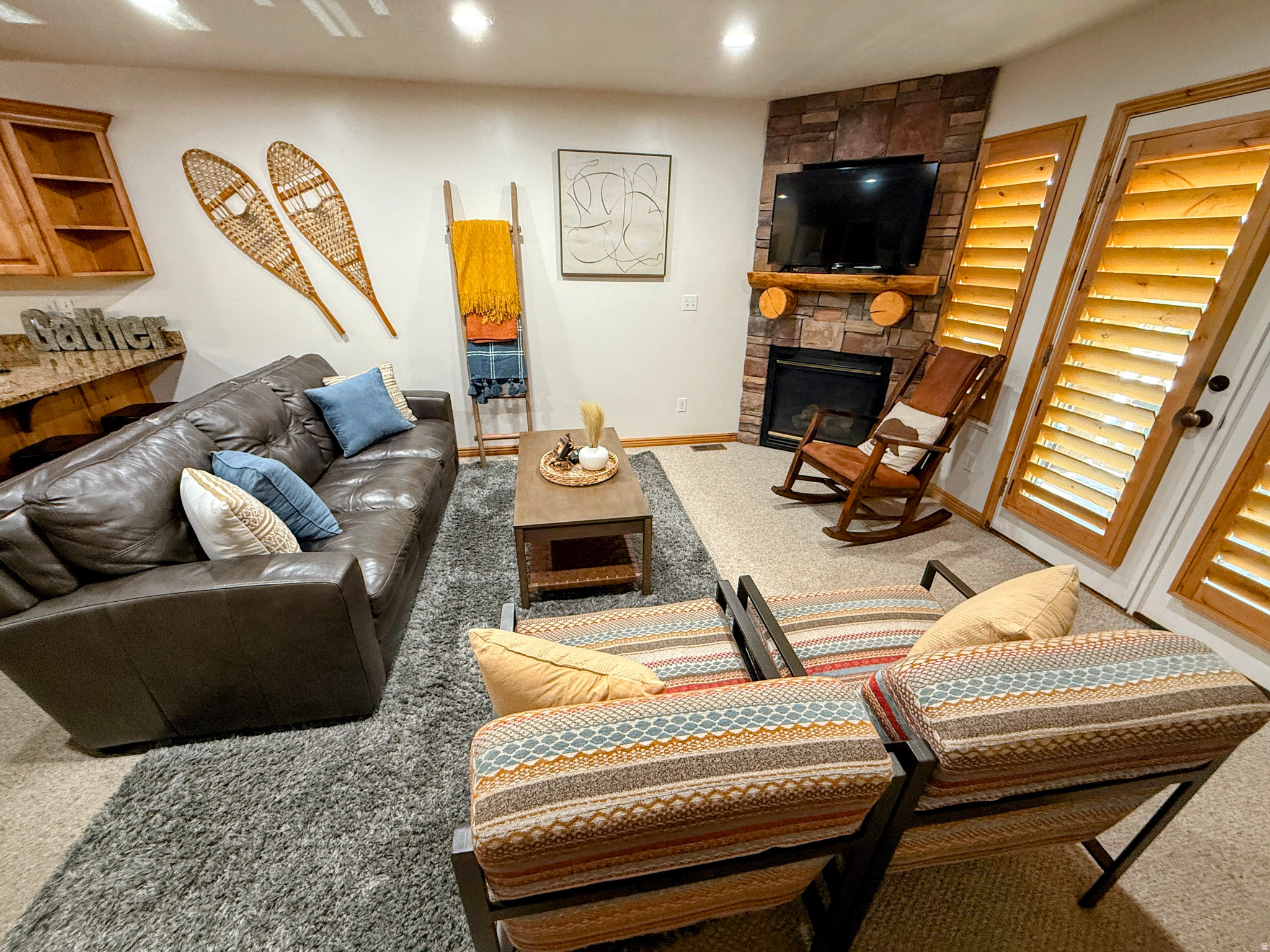 MOOSE HOLLOW - Residential