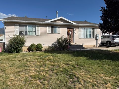 Photo of 796 WASATCH, Payson, UT 84651 (MLS # 2161049)