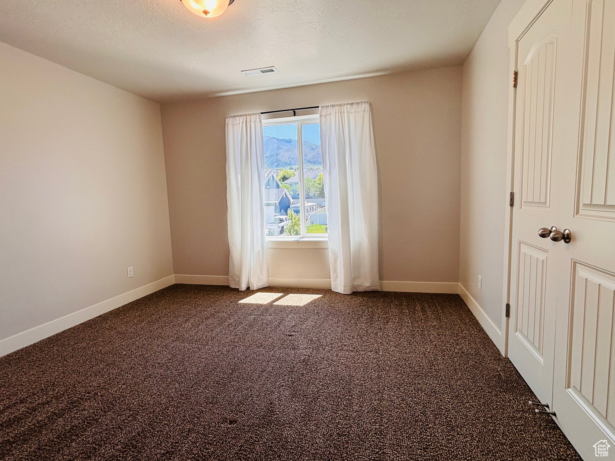 HARRISON HEIGHTS - Residential
