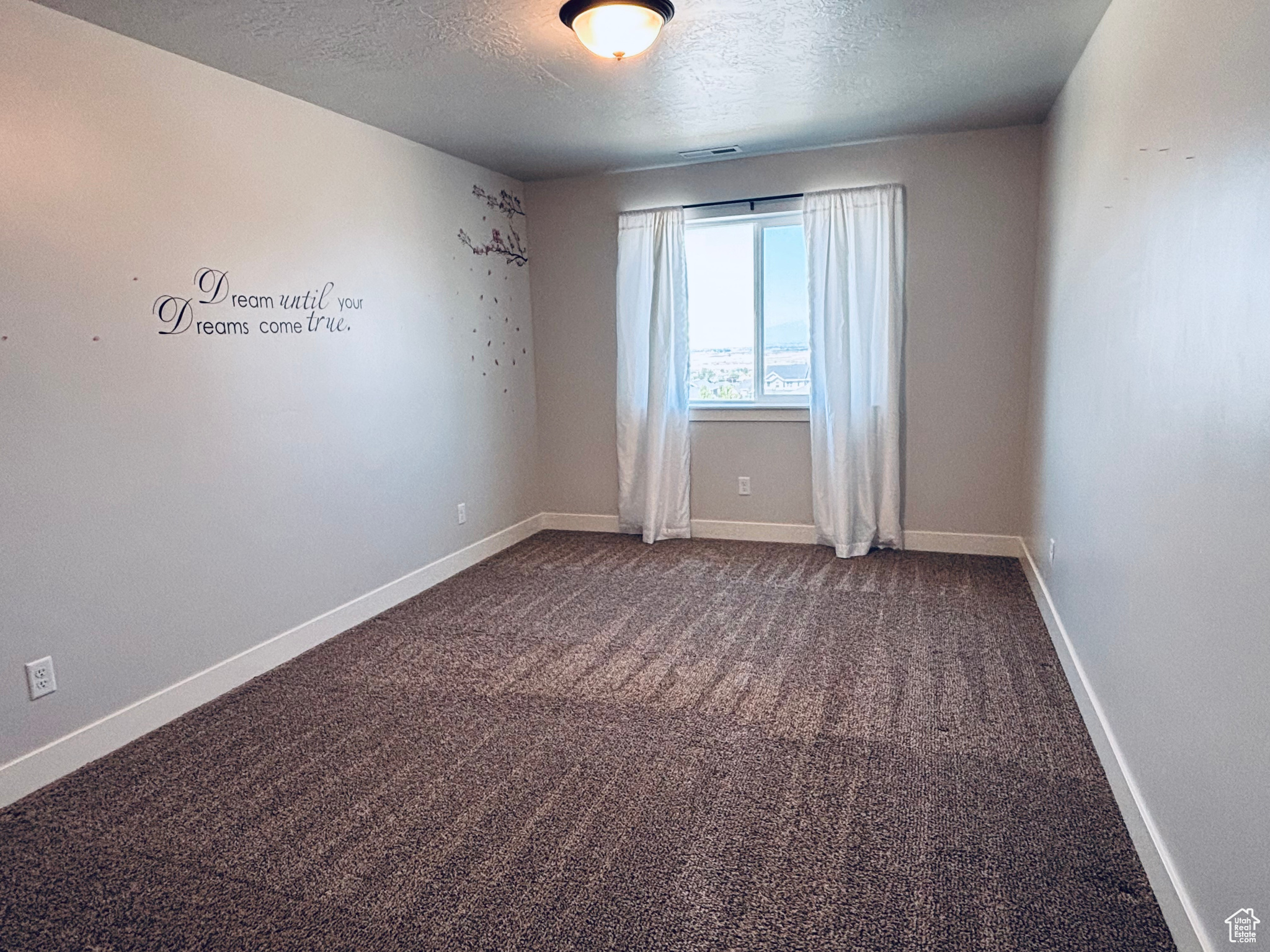 HARRISON HEIGHTS - Residential