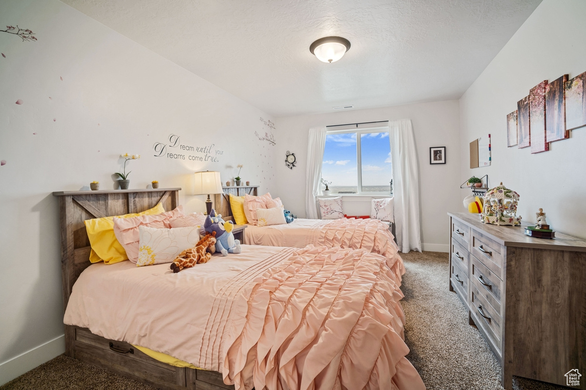 HARRISON HEIGHTS - Residential