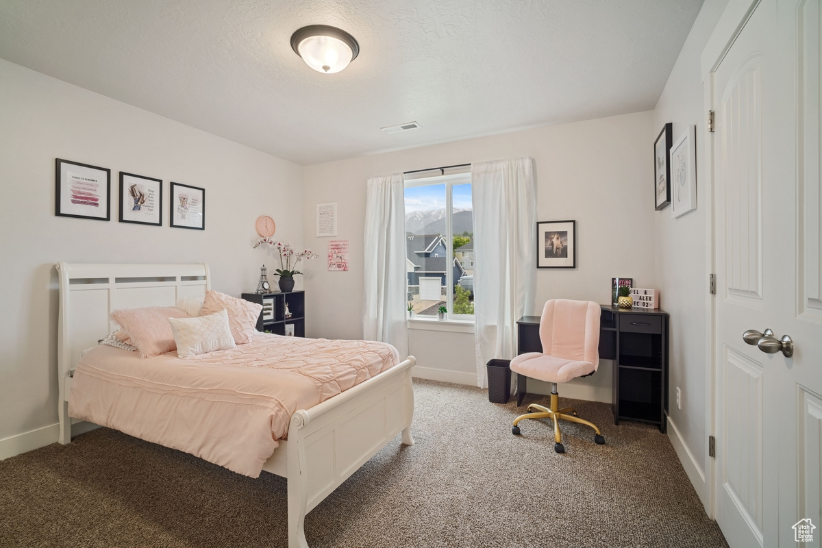 HARRISON HEIGHTS - Residential