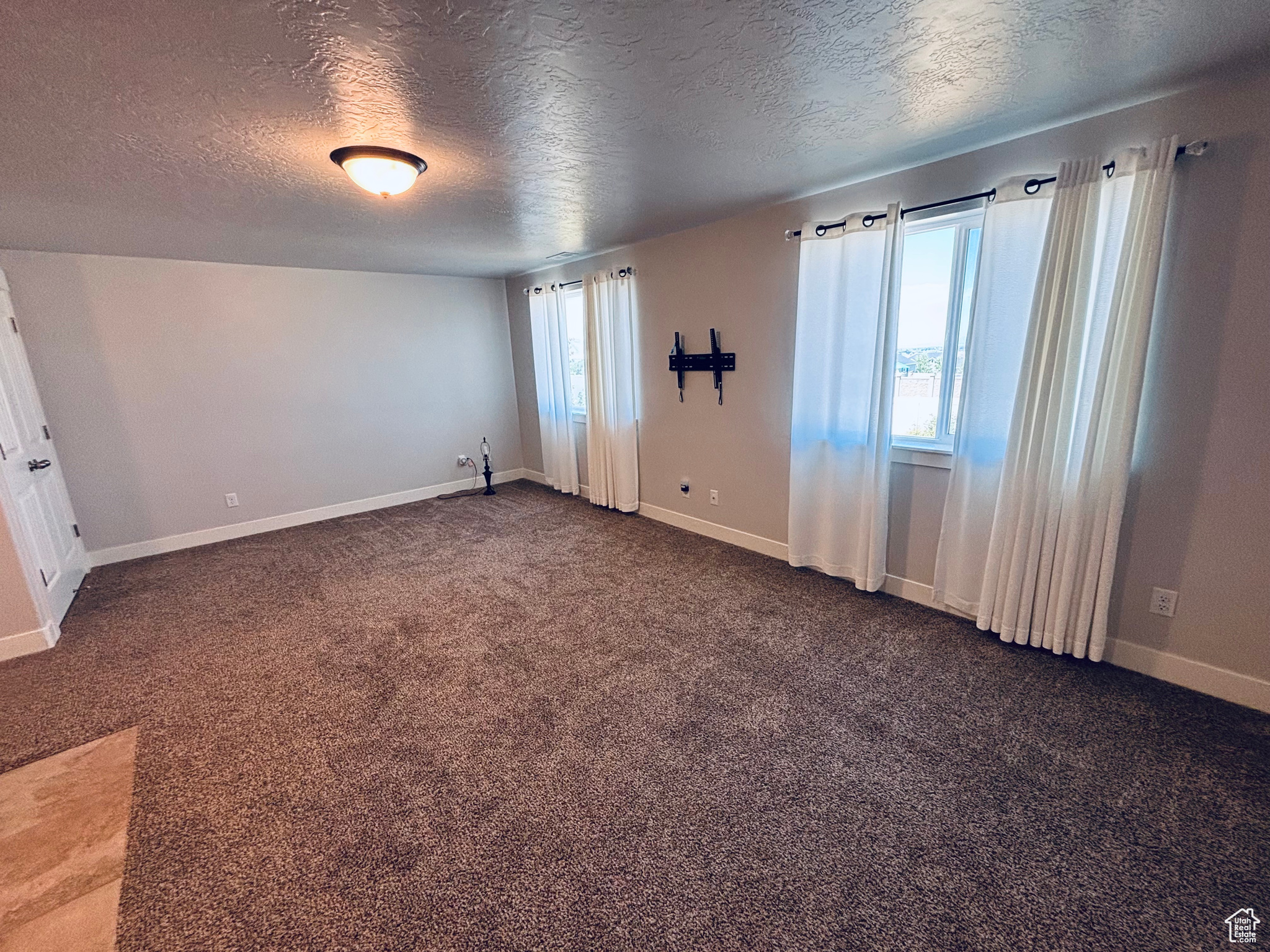 HARRISON HEIGHTS - Residential