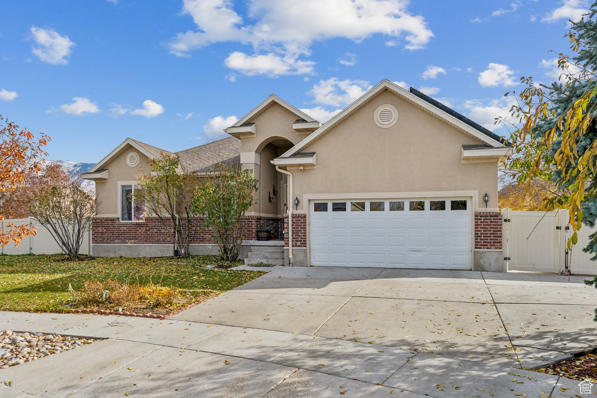 293 W Ann Cir, Tooele, Utah image 2