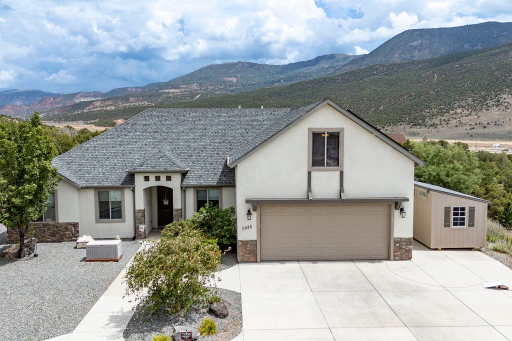 Photo of 2085 S EAGLE LOOP, Cedar City, UT 84720 (MLS # 2178948)