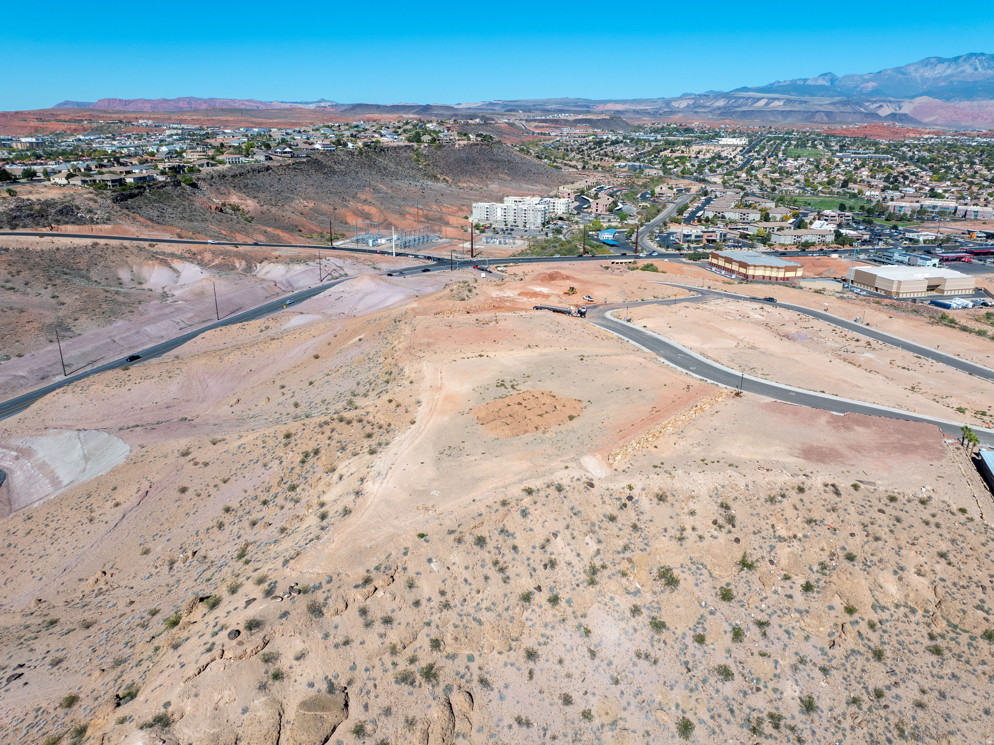 KNETTAS KNOLL - Land