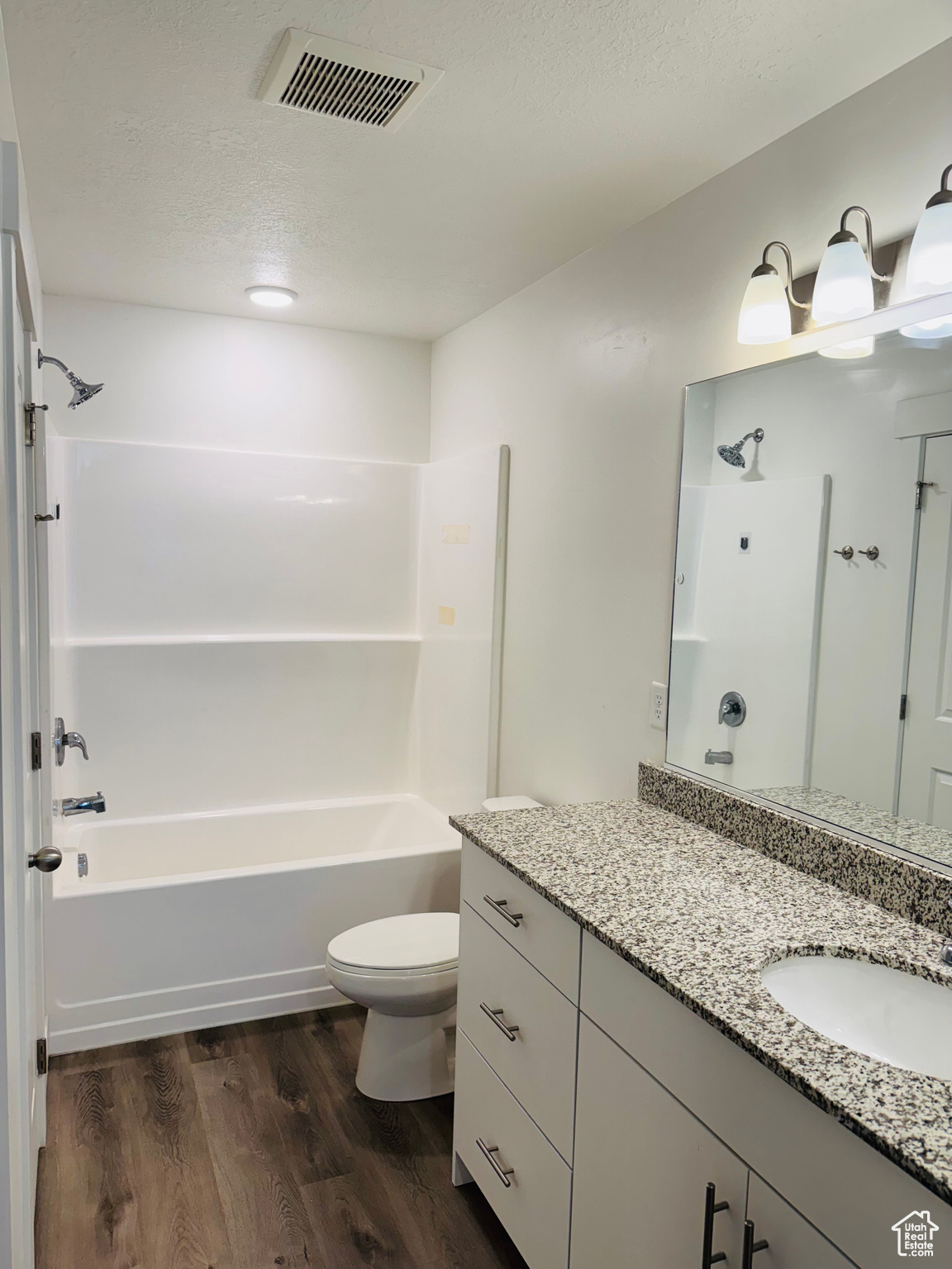ARCHIBALD ESTATES - Residential