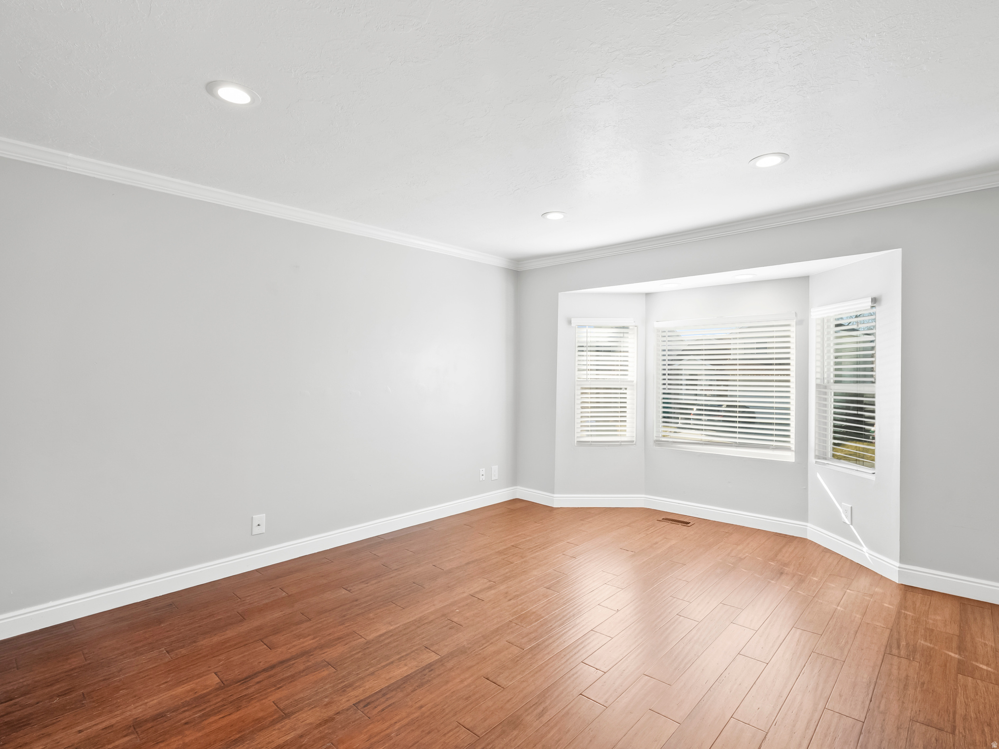 JORDAN POINTE - Residential