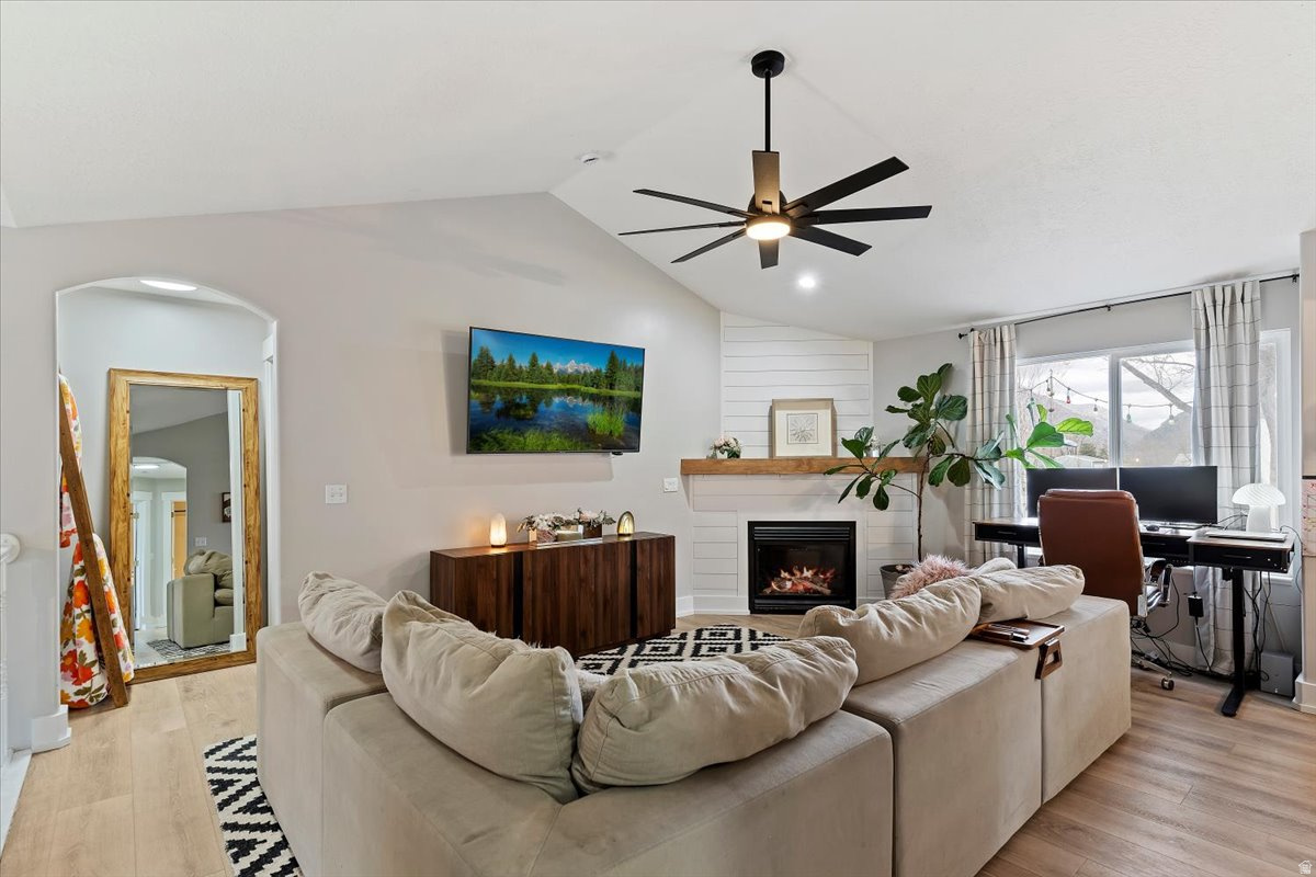 CEDAR COVE - Residential