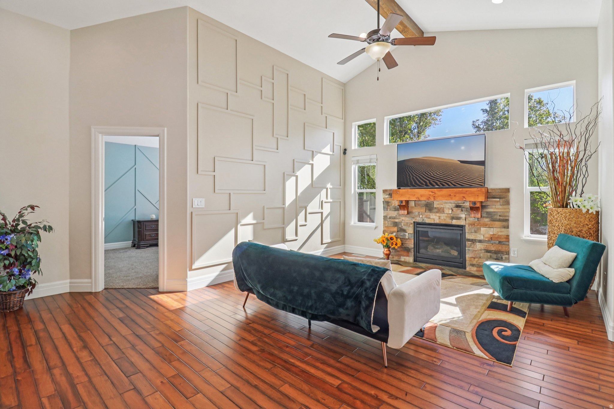 ROSE GARDENS - Residential