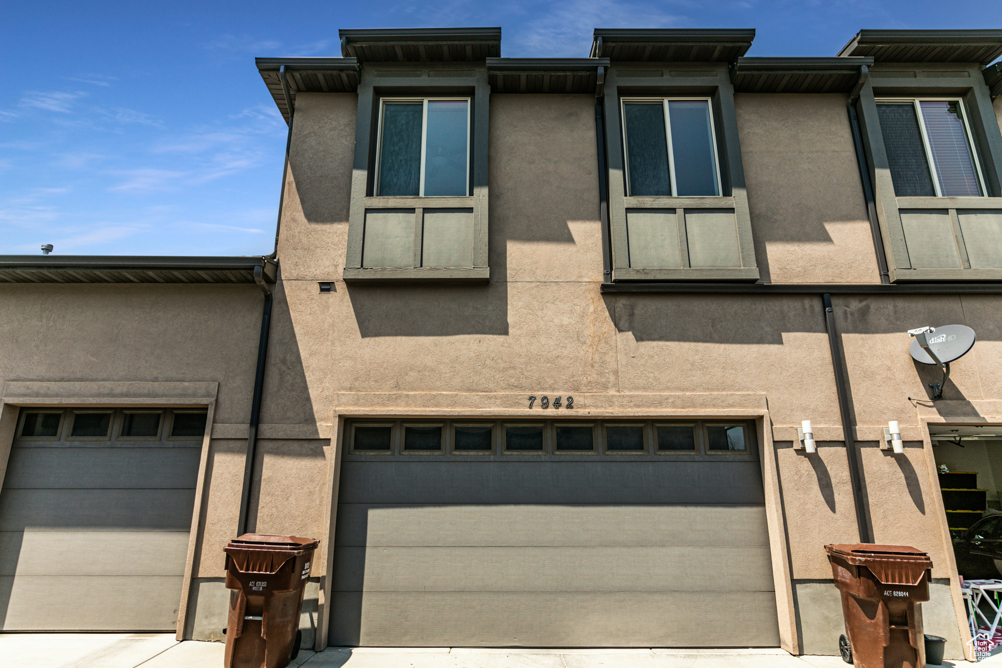 West Jordan, Utah 84081, United States, 3 Bedrooms Bedrooms, ,2 BathroomsBathrooms,Residential,Pending,49241