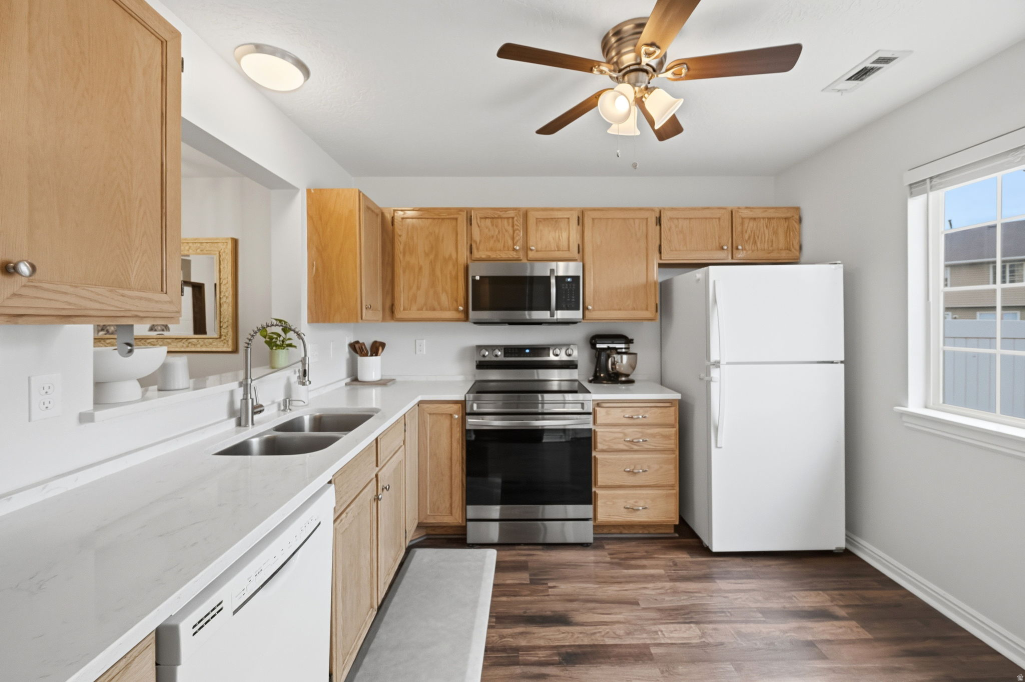 EASTGATE TOWNHOMES - Residential