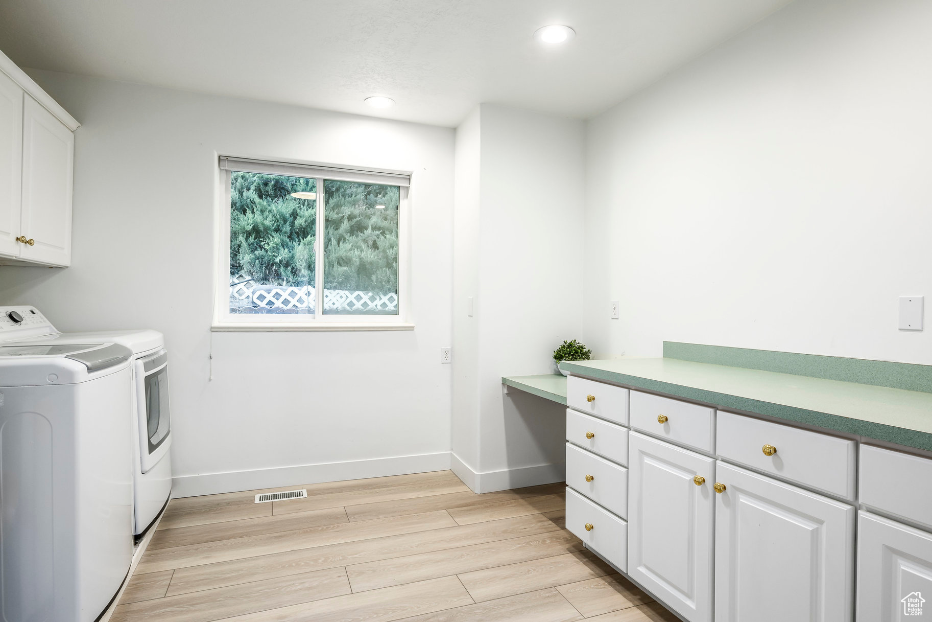 OAK CLIFF - Residential