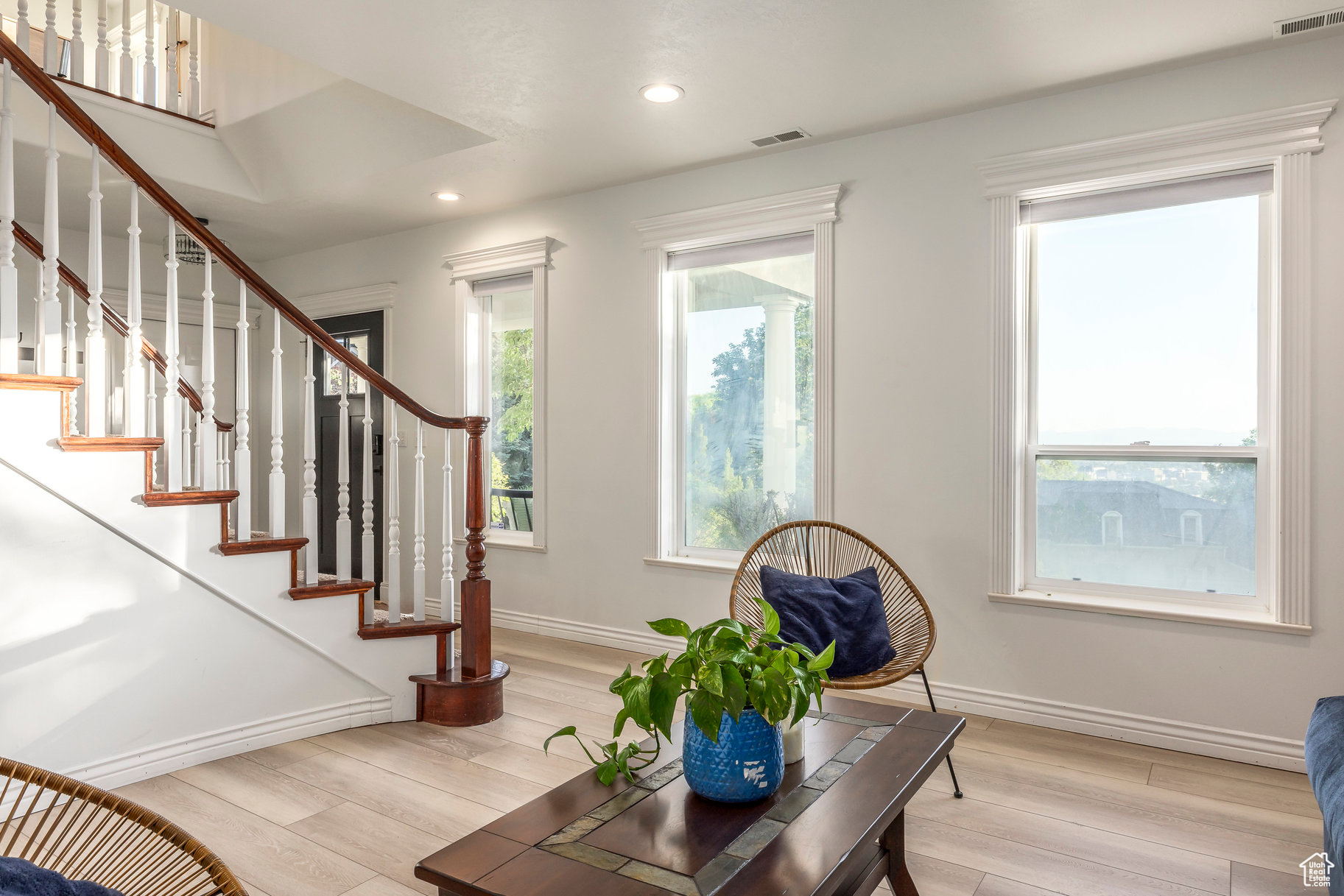 OAK CLIFF - Residential