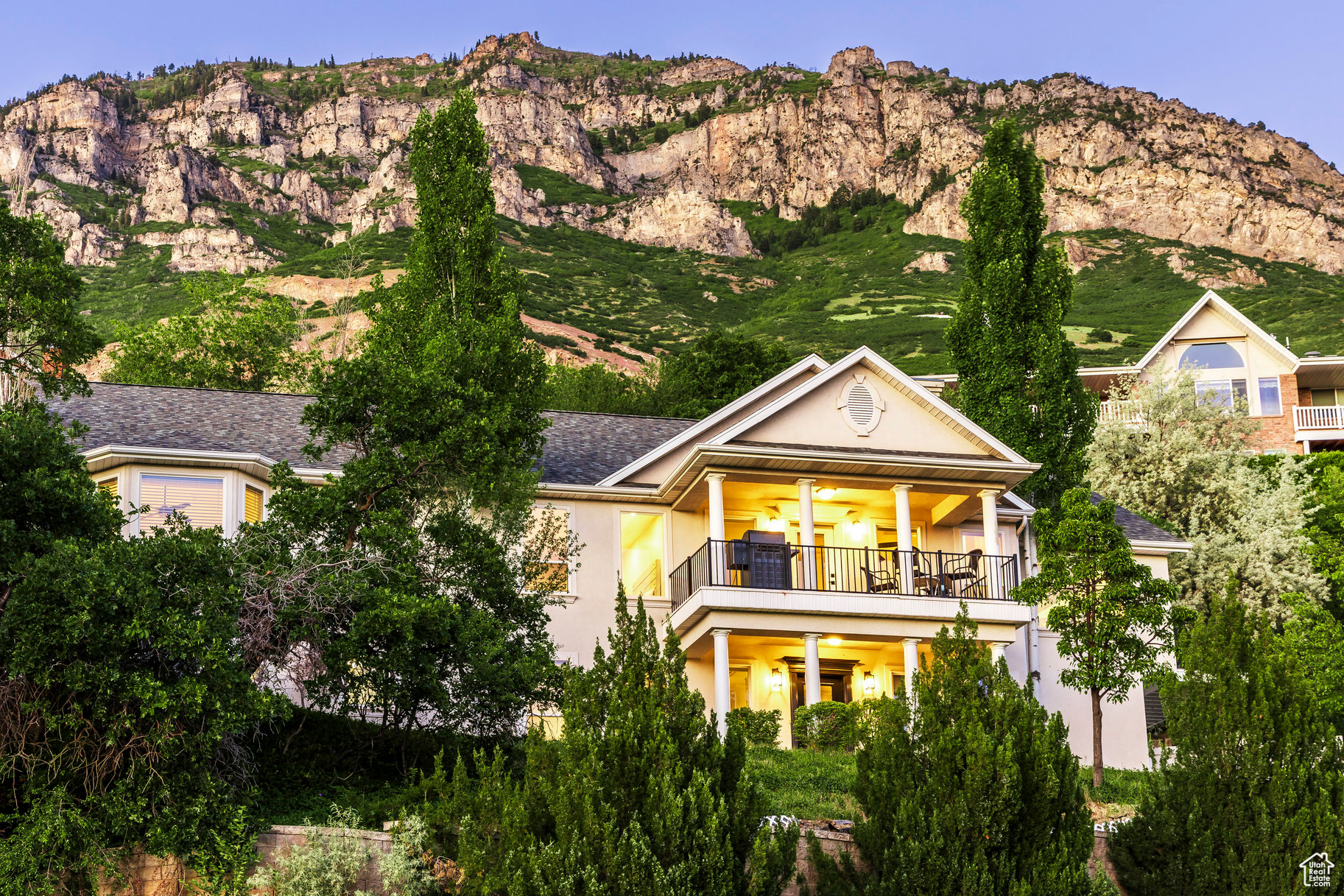 OAK CLIFF - Residential