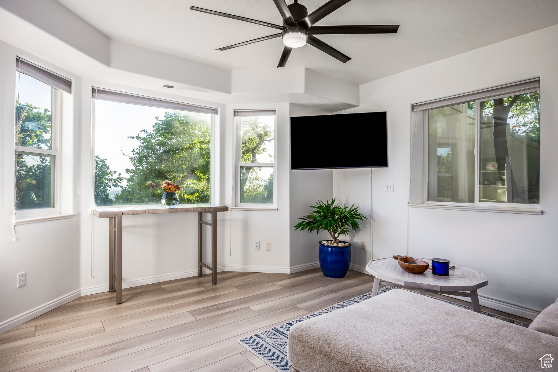 OAK CLIFF - Residential