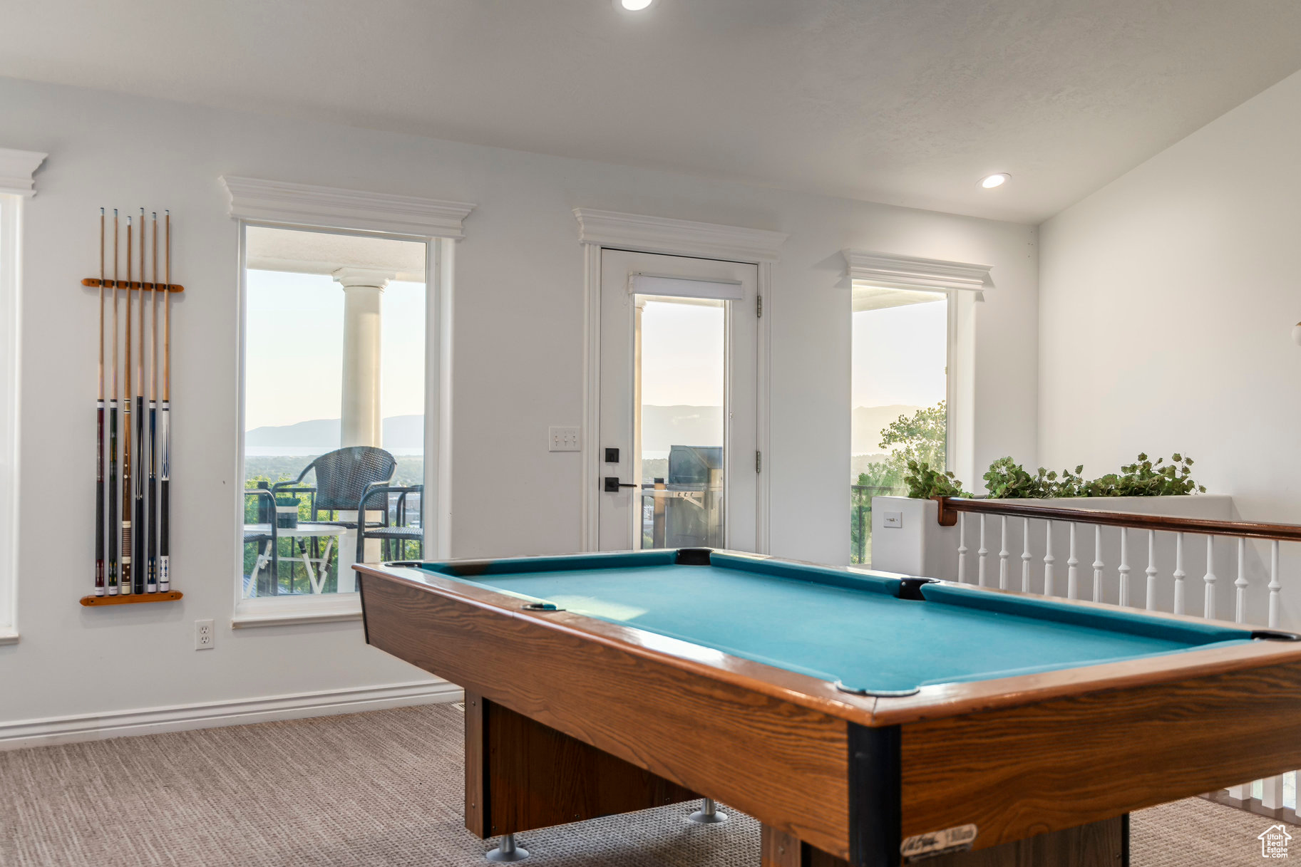OAK CLIFF - Residential