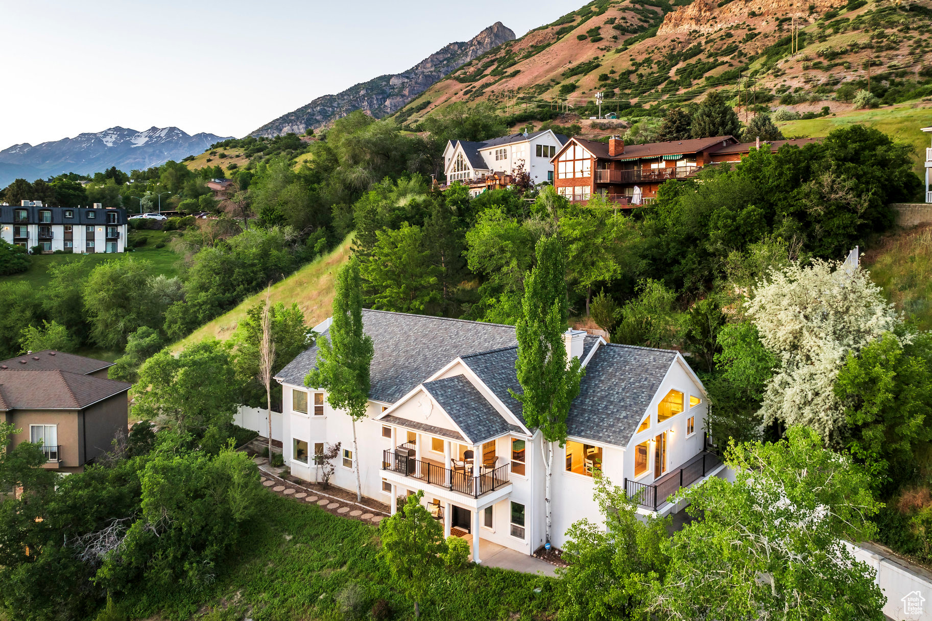 OAK CLIFF - Residential