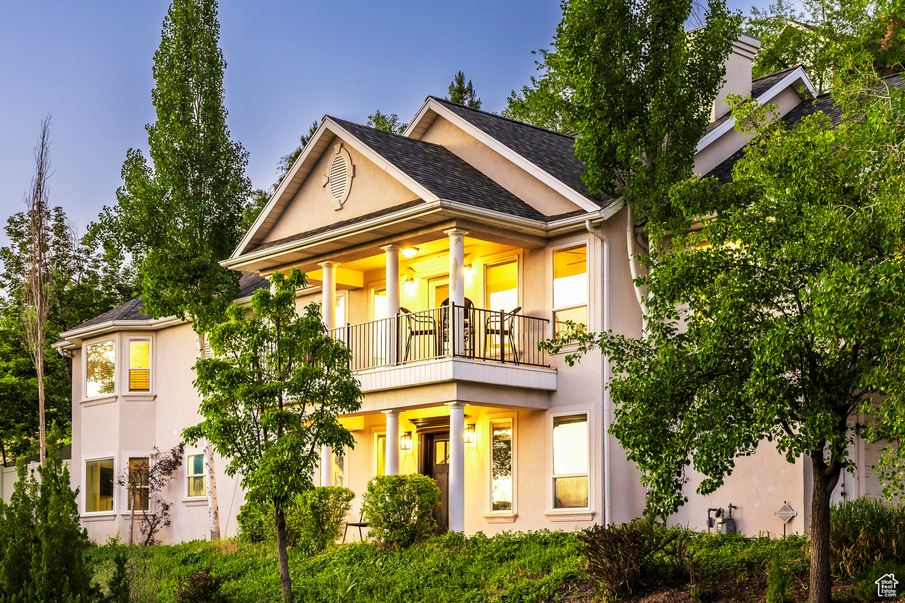 OAK CLIFF - Residential
