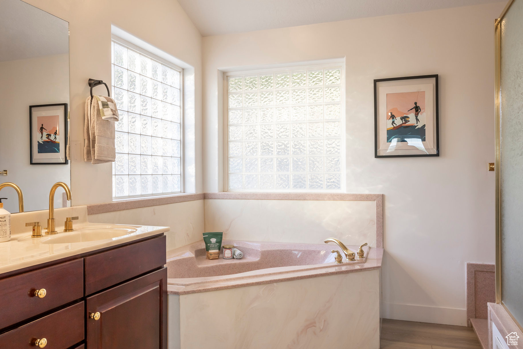 OAK CLIFF - Residential