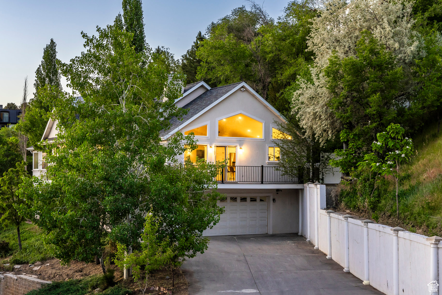 OAK CLIFF - Residential