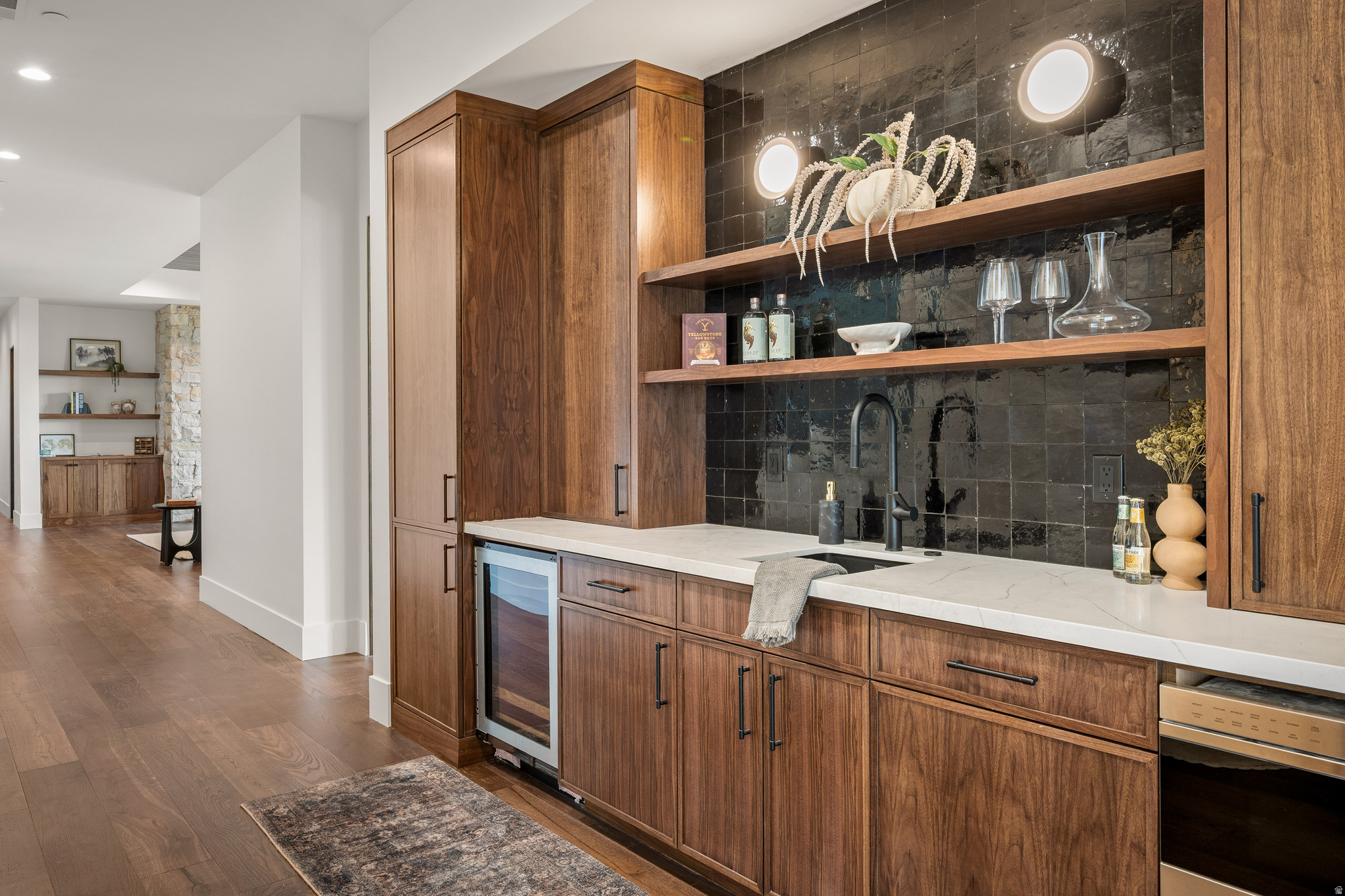 RED LEDGES - Residential