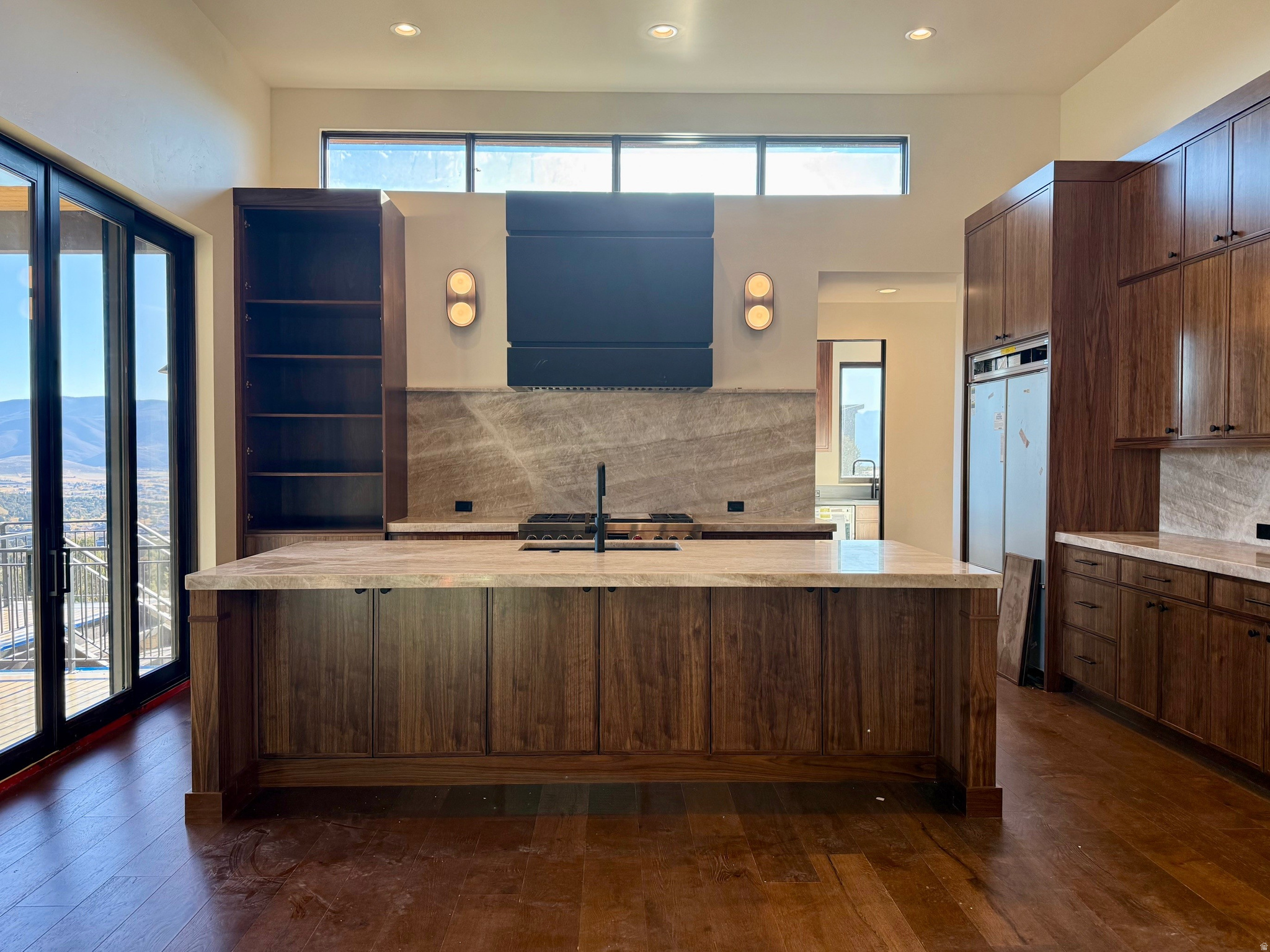 RED LEDGES - Residential