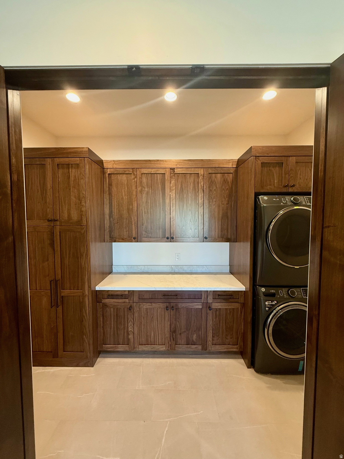 RED LEDGES - Residential