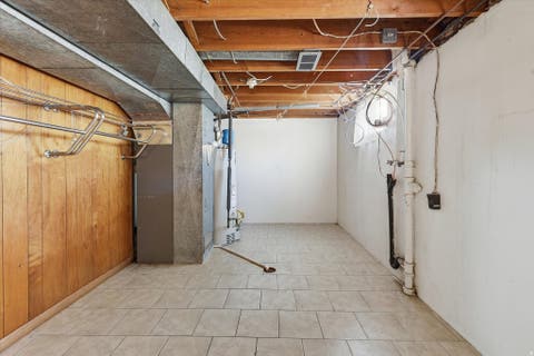 Tiny photo for 555 W 300 N, Clearfield, UT 84015 (MLS # 2166777)