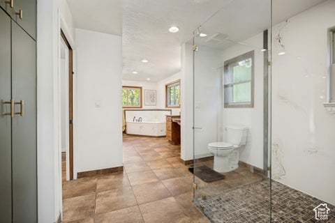 Tiny photo for 1331 N CHILD DR E, Layton, UT 84040 (MLS # 2189910)