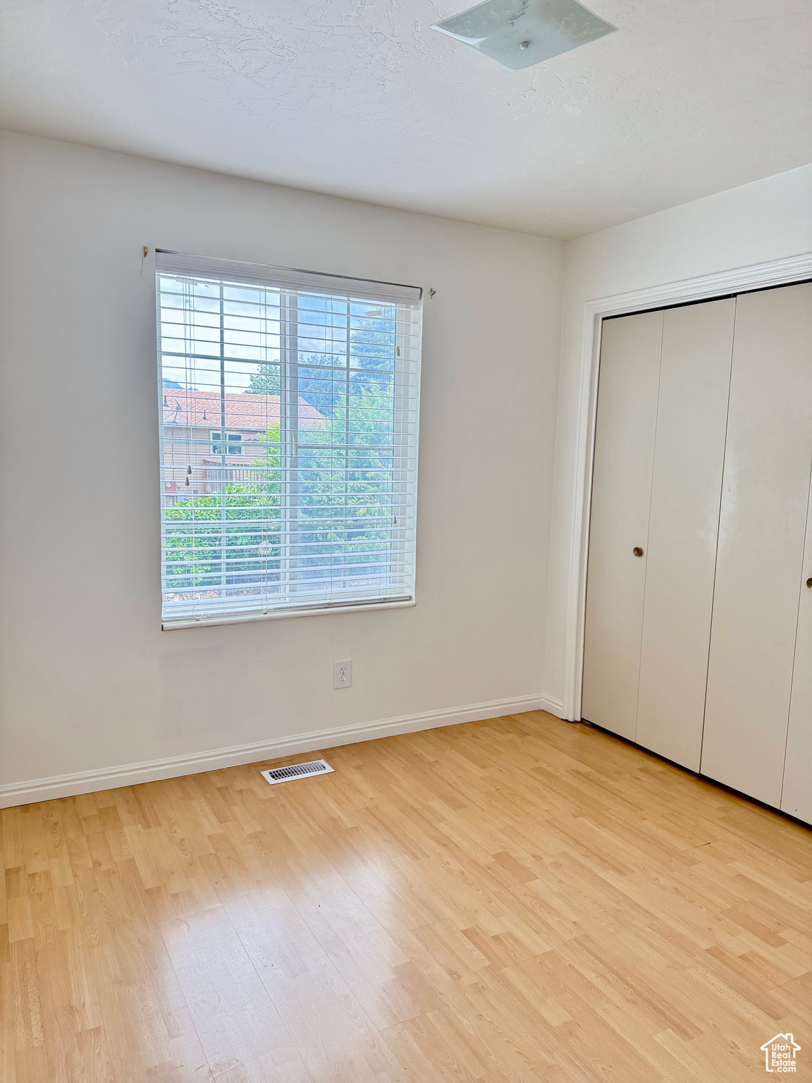 OQUIRRH SHADOWS - Residential