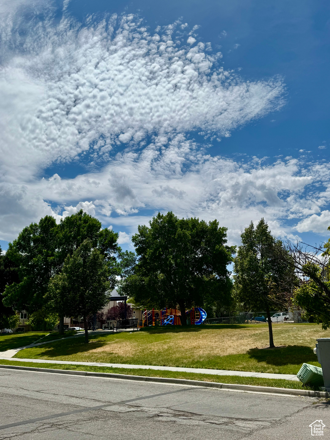 OQUIRRH SHADOWS - Residential