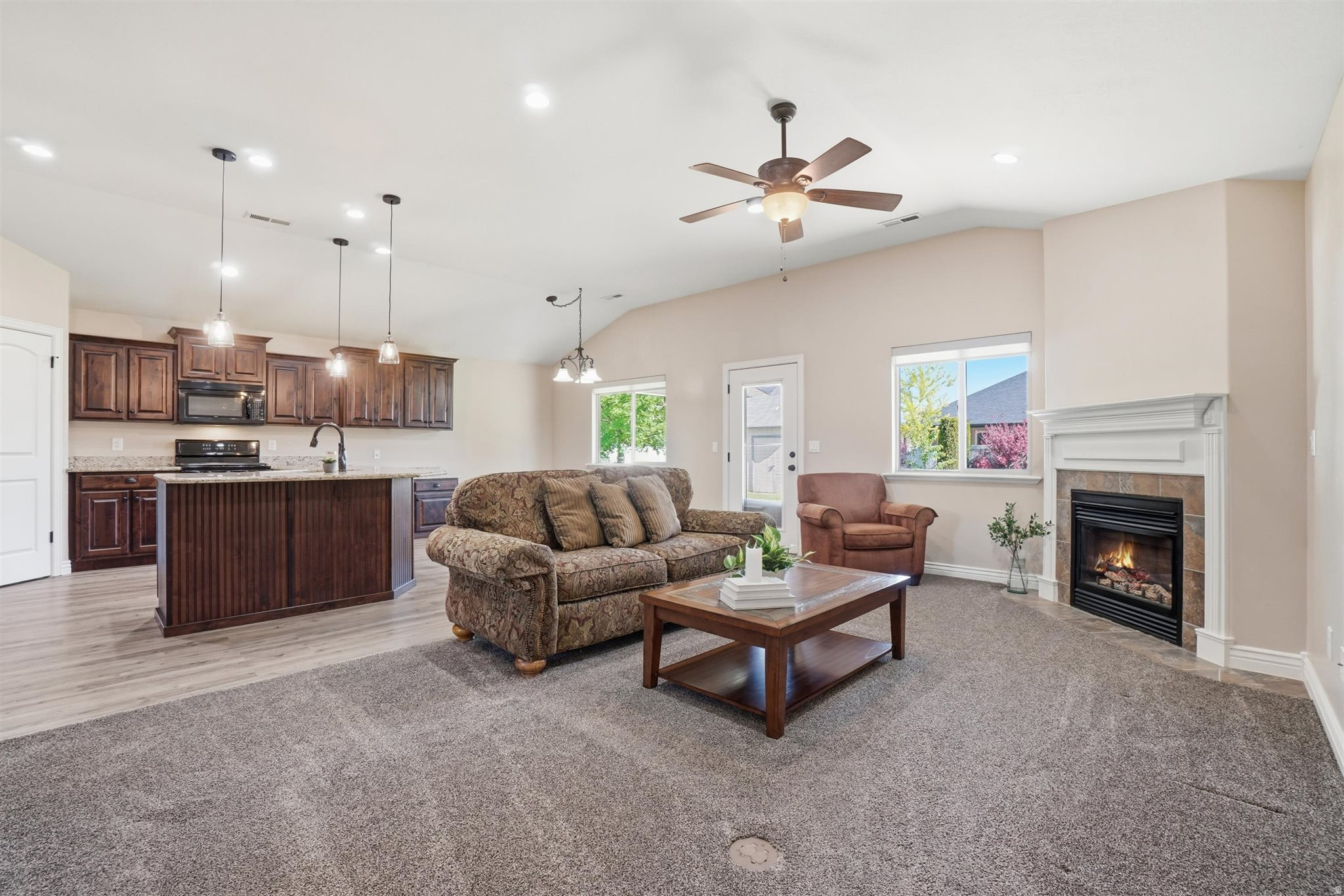MOUNTAIN WEST MEADOWS - Residential