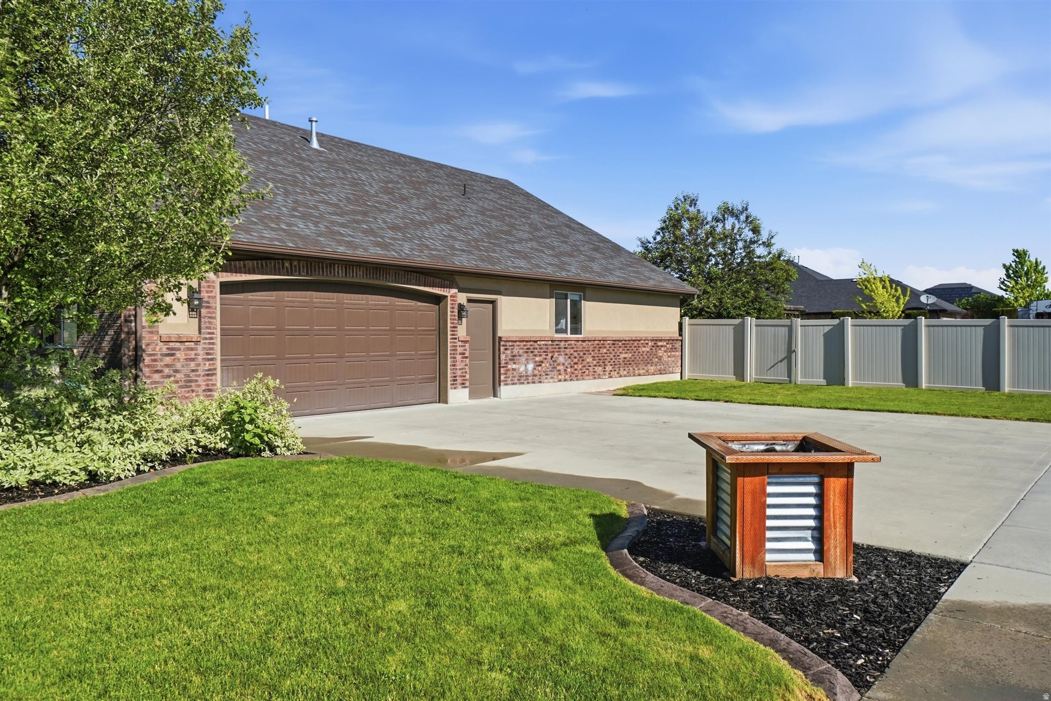 MOUNTAIN WEST MEADOWS - Residential