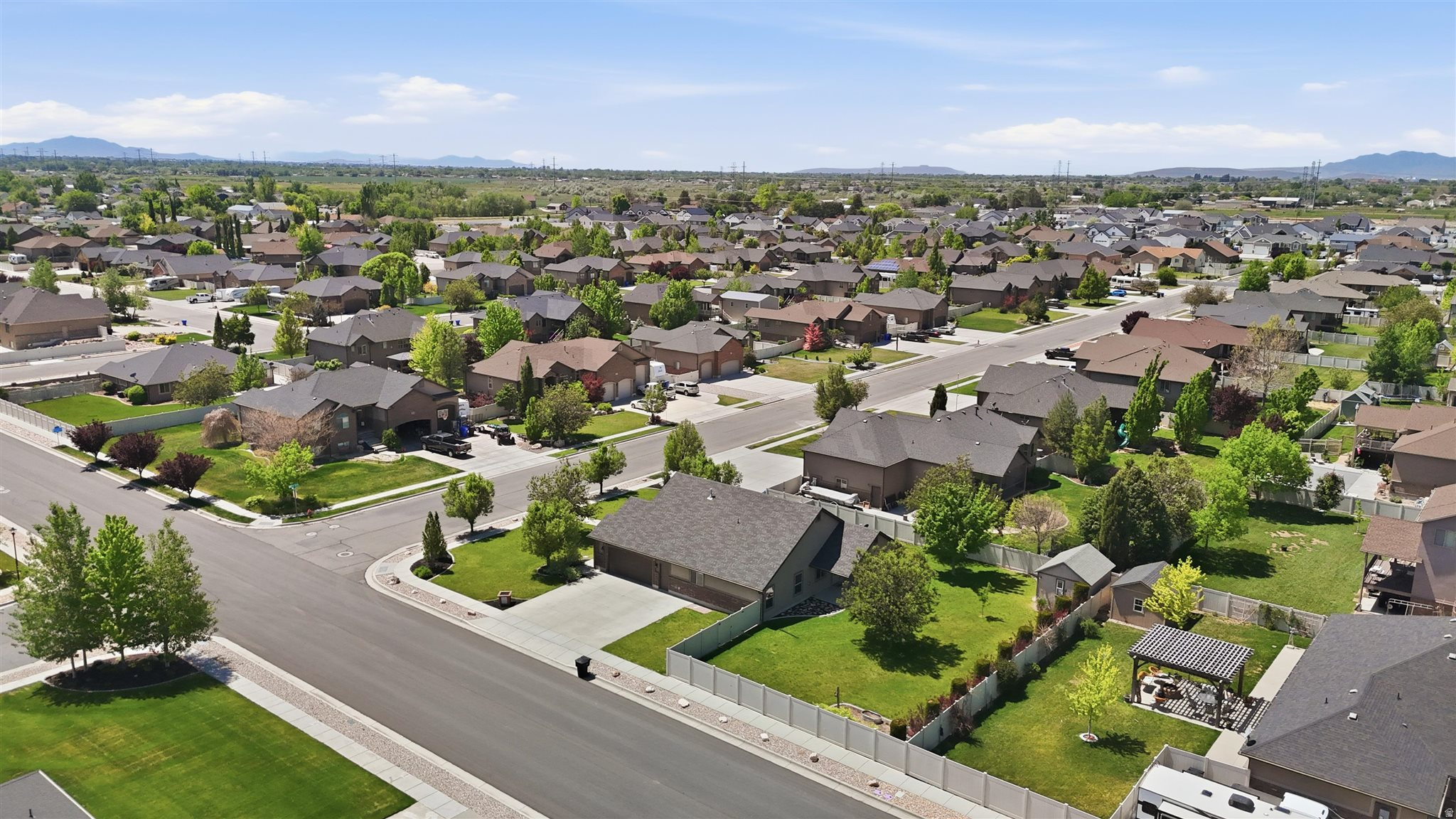 MOUNTAIN WEST MEADOWS - Residential