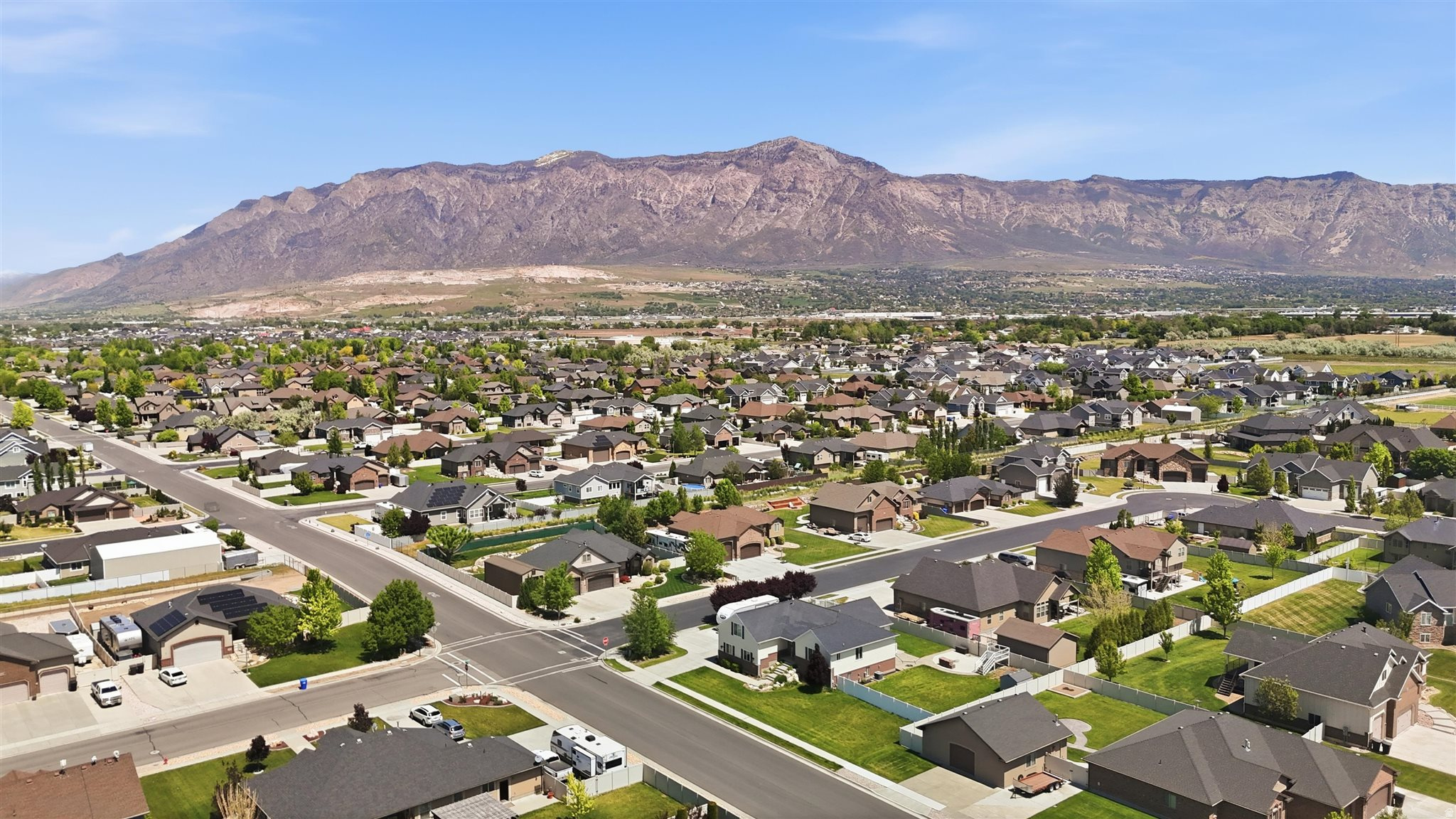 MOUNTAIN WEST MEADOWS - Residential