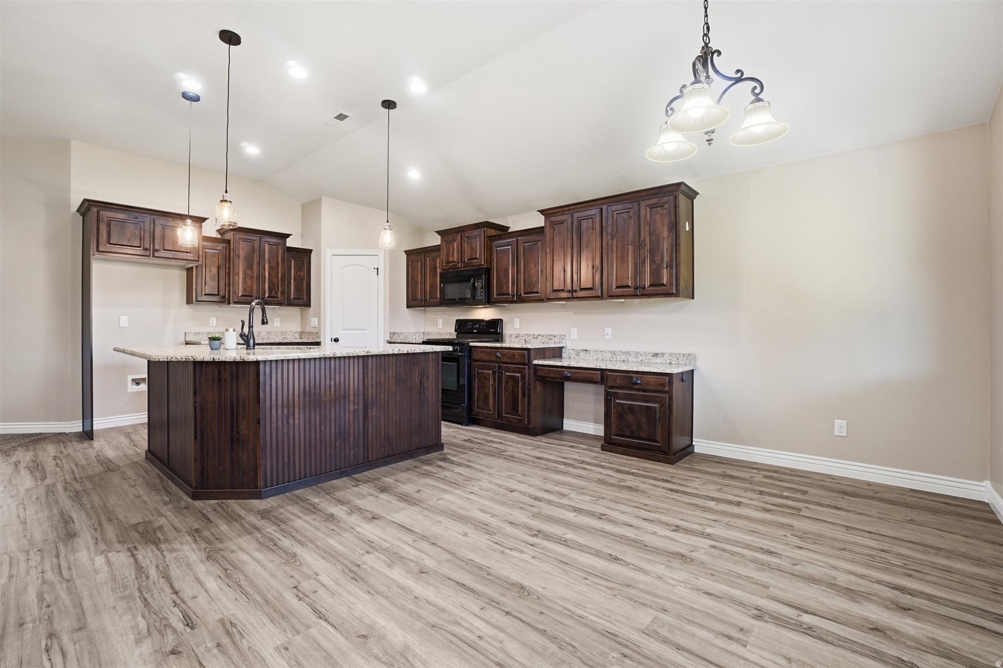 MOUNTAIN WEST MEADOWS - Residential