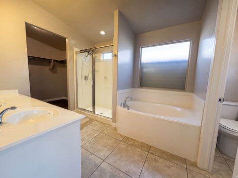 Tiny photo for 50 W MASTERPIECE CIR, Washington, UT 84780 (MLS # 2180414)