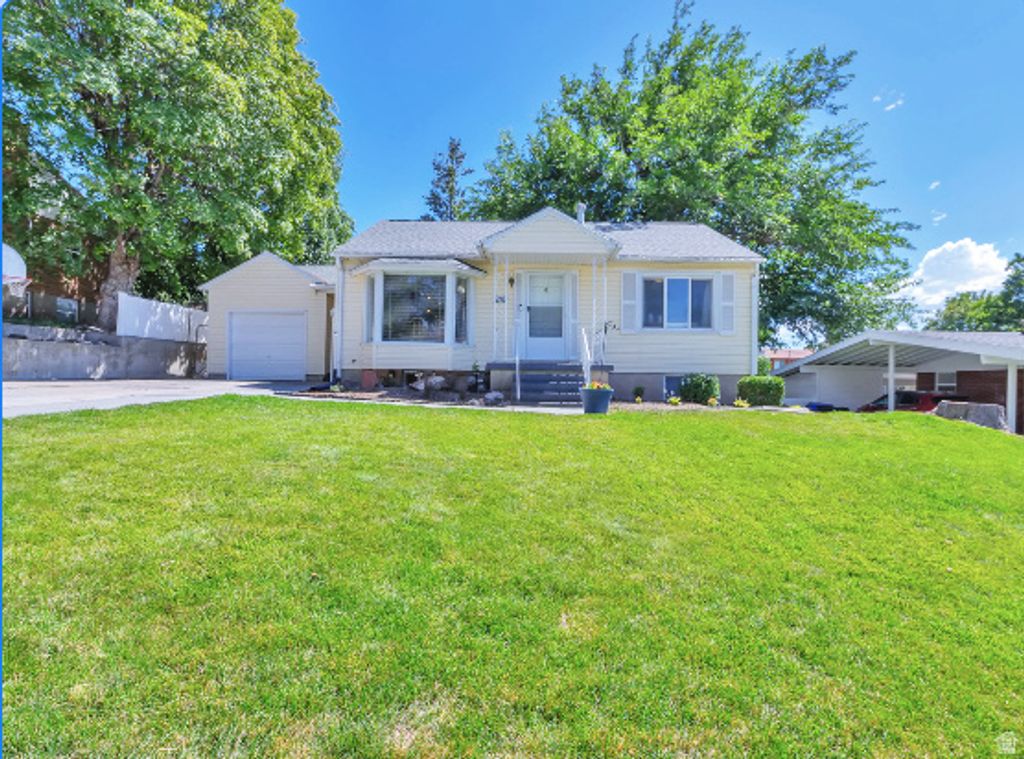 Photo of 662 E 1200 N, Bountiful, UT 84010 (MLS # 2138768)