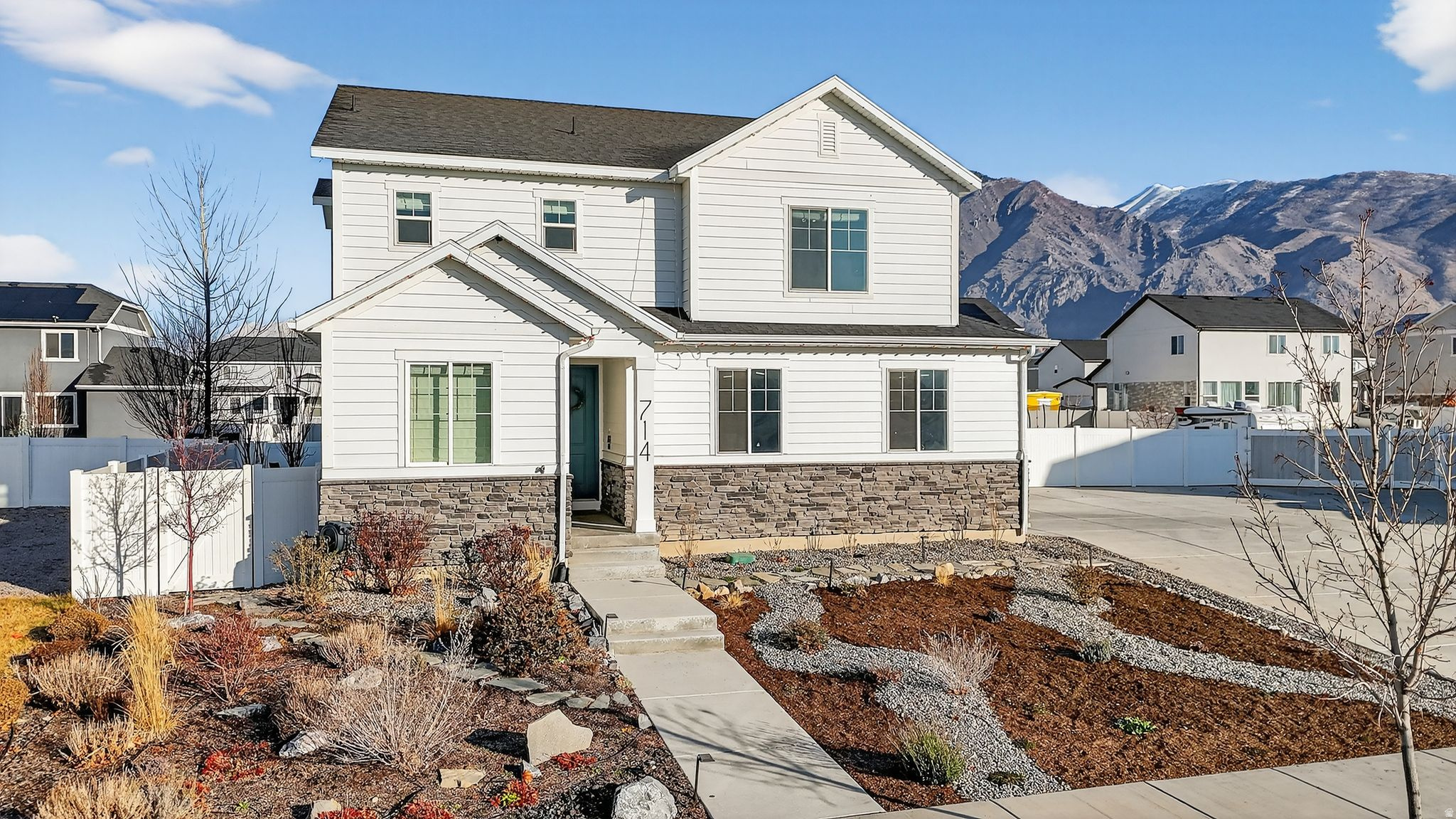 MINERS GROVE - Residential