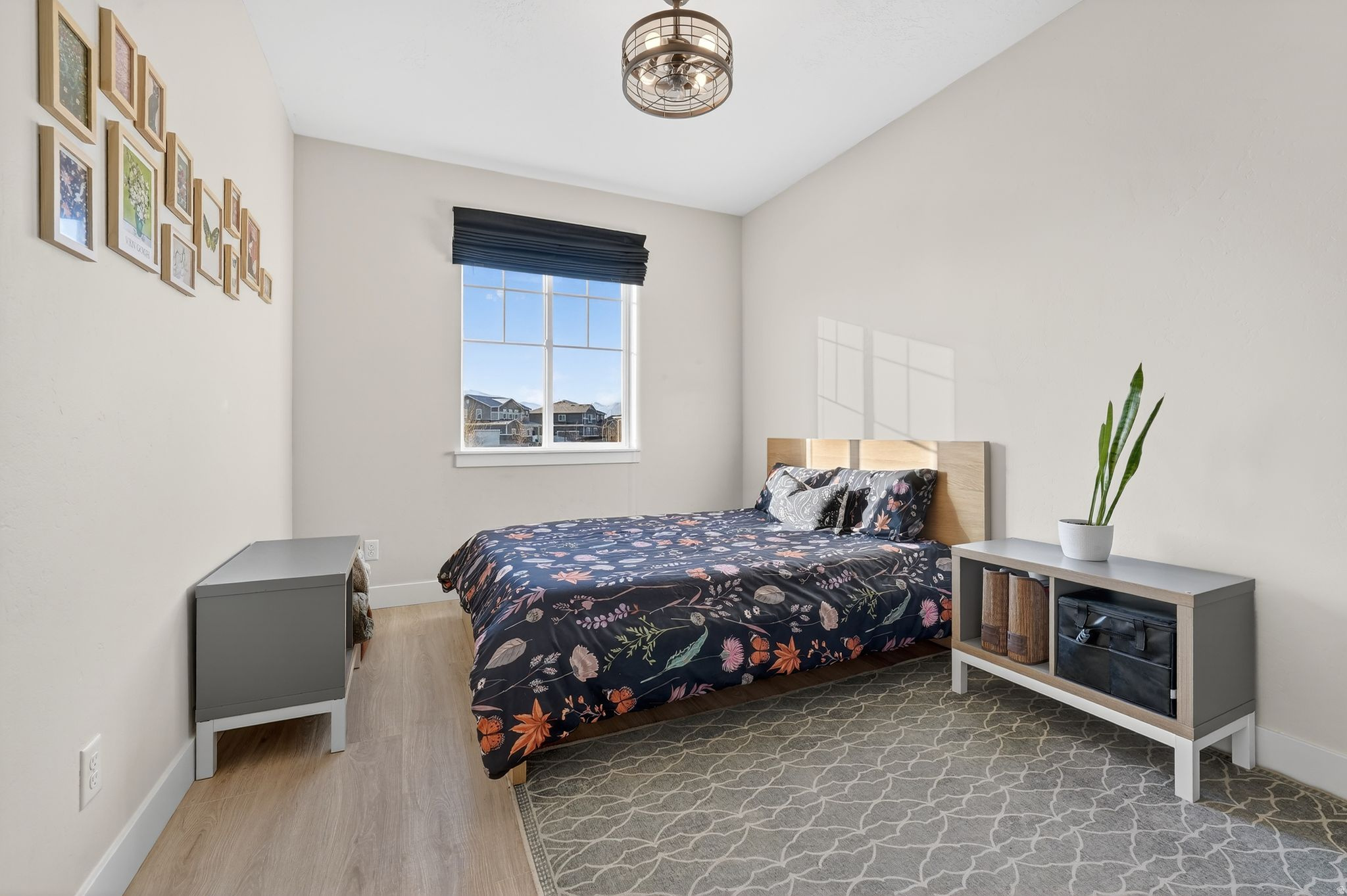 MINERS GROVE - Residential