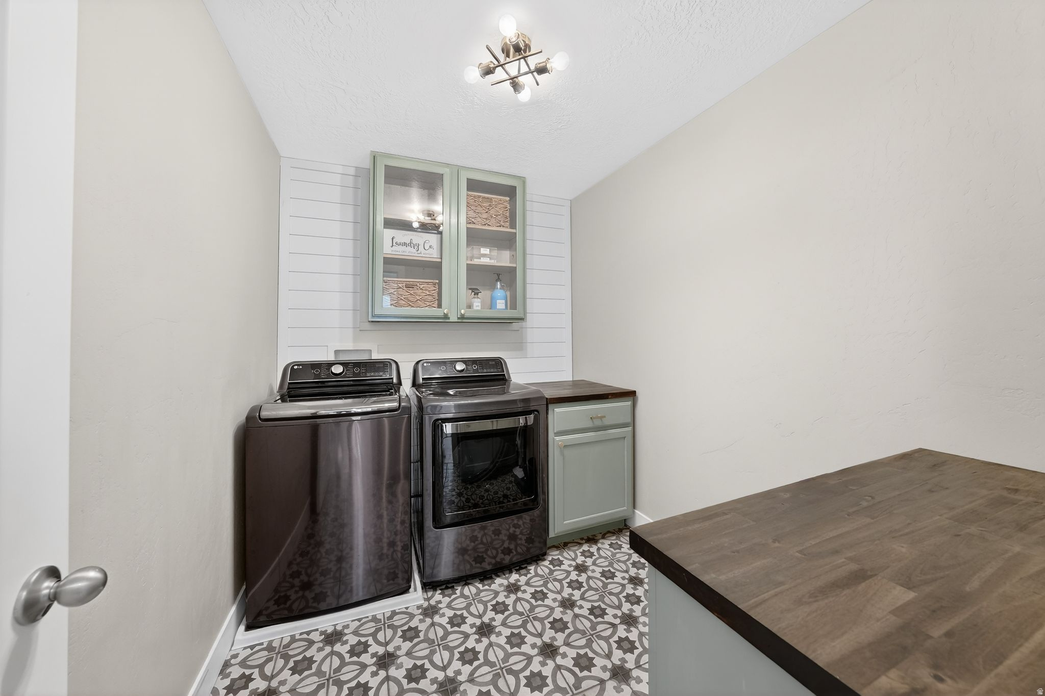 MINERS GROVE - Residential