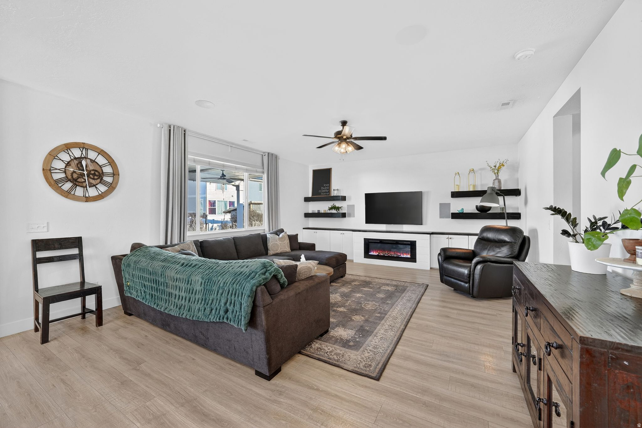 MINERS GROVE - Residential