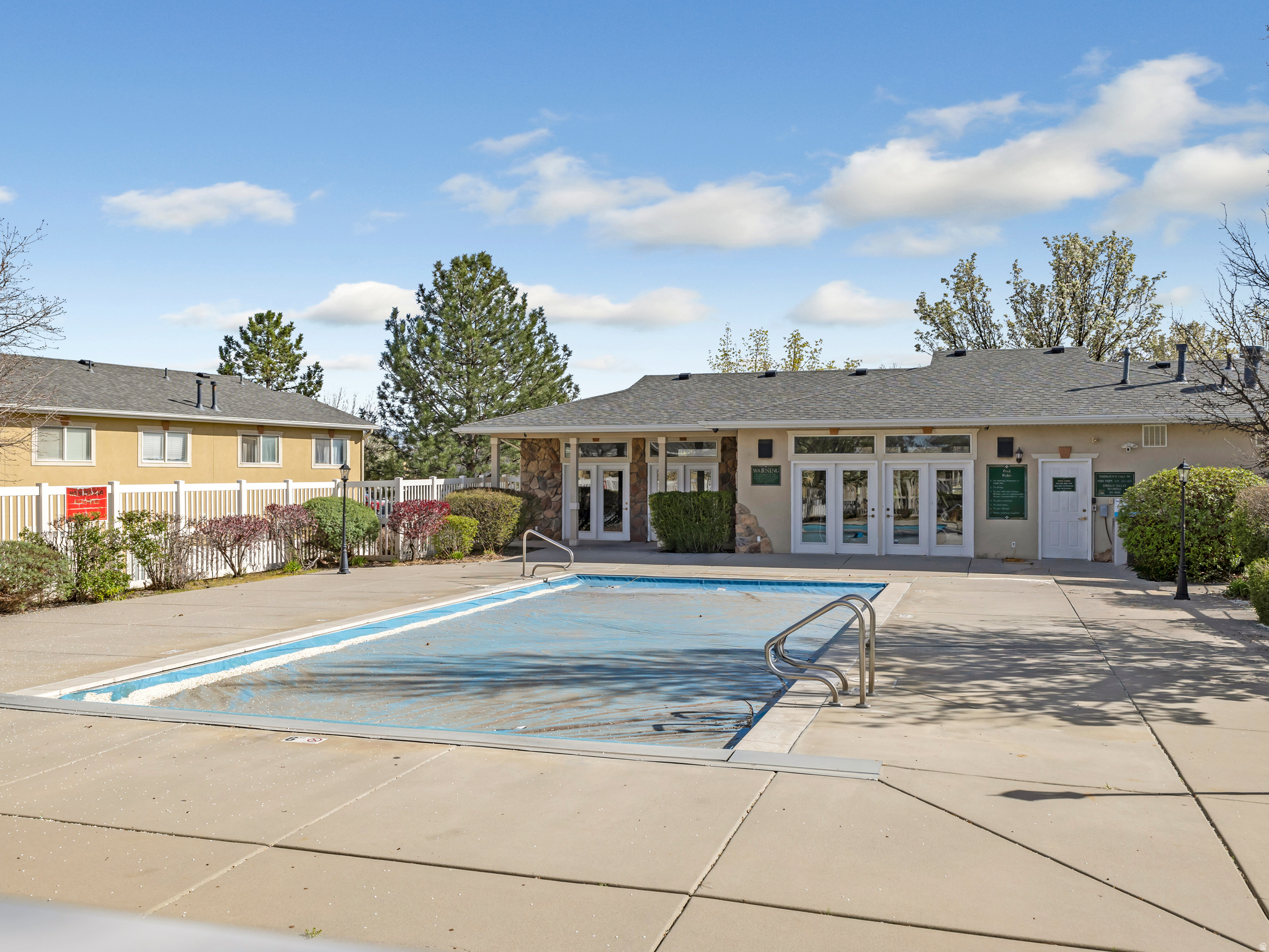 TUSCANY TOWNHOMES PH - Residential