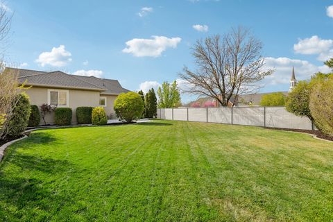 Tiny photo for 699 E CARLQUIST DR S, Draper, UT 84020 (MLS # 2148829)
