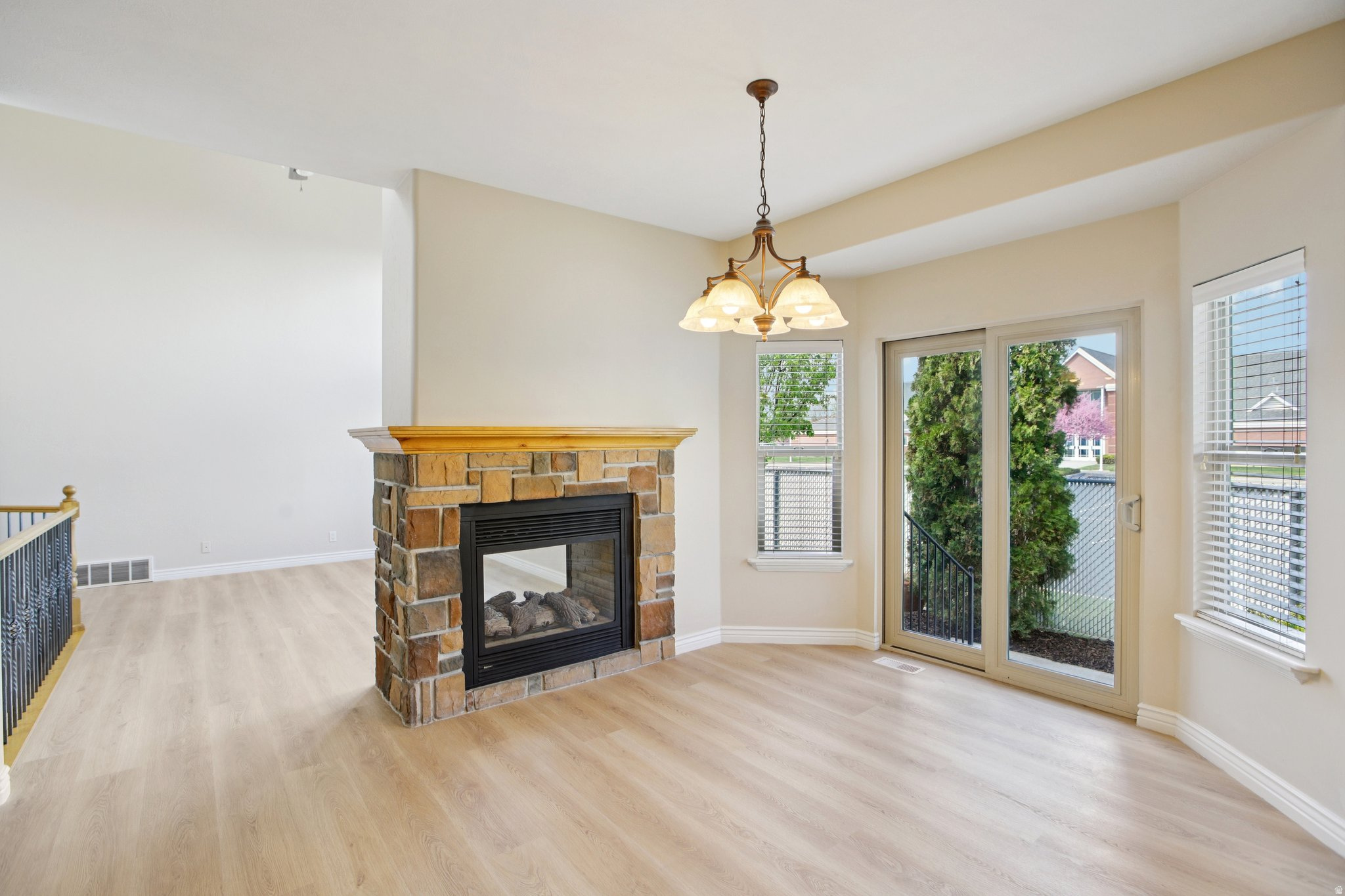 MEADOWS - Residential