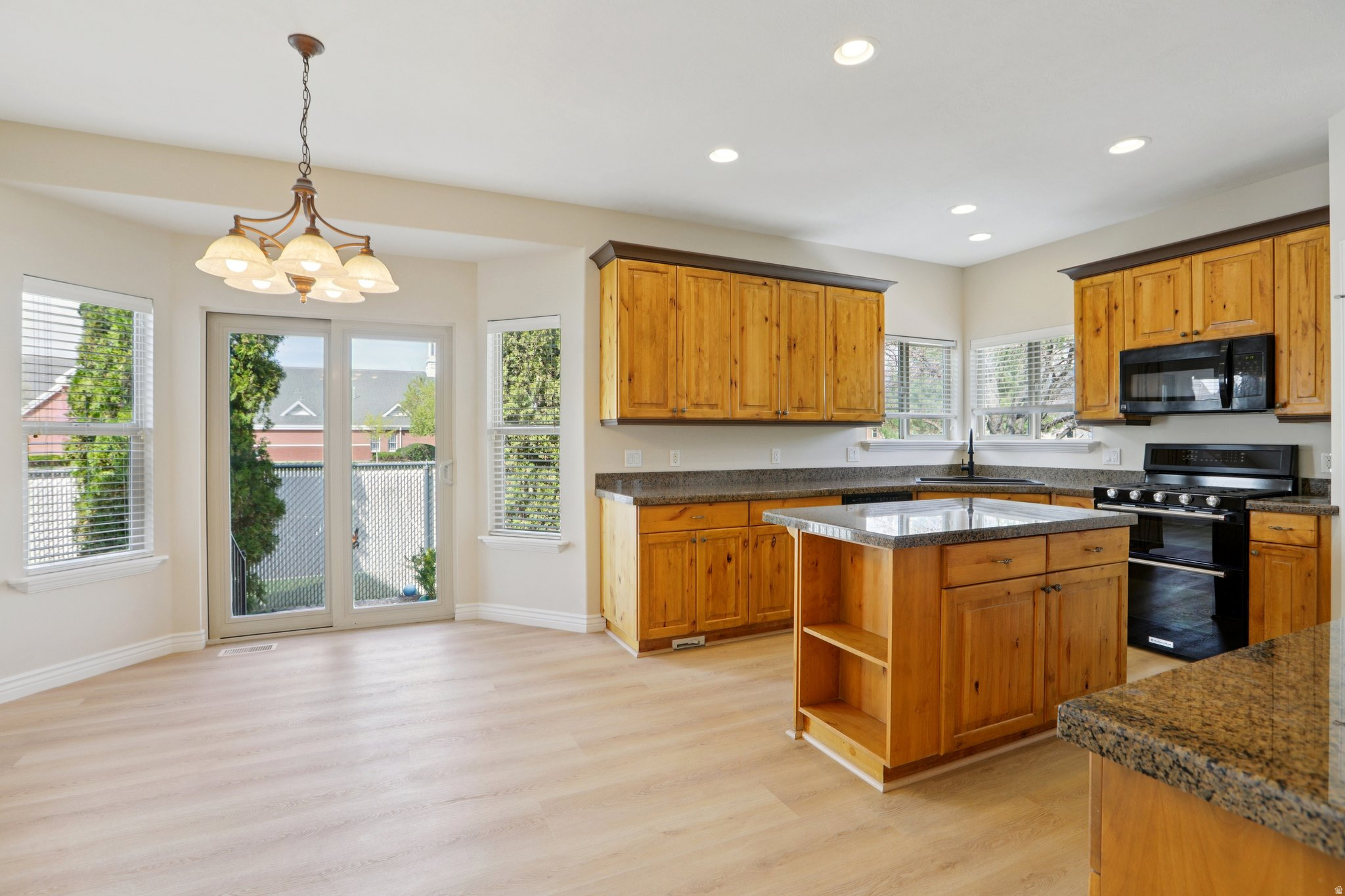 MEADOWS - Residential